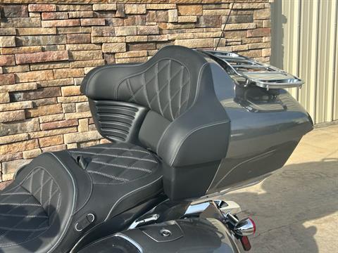 2024 Indian Motorcycle Pursuit® Limited® with PowerBand Audio Package in Columbia, Missouri - Photo 8