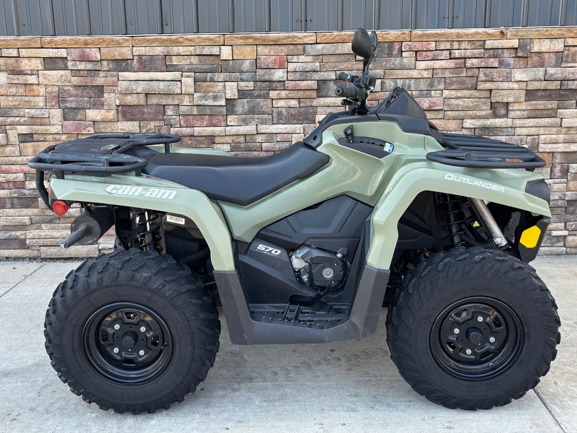 2020 Can-Am Outlander DPS 570 in Columbia, Missouri - Photo 11