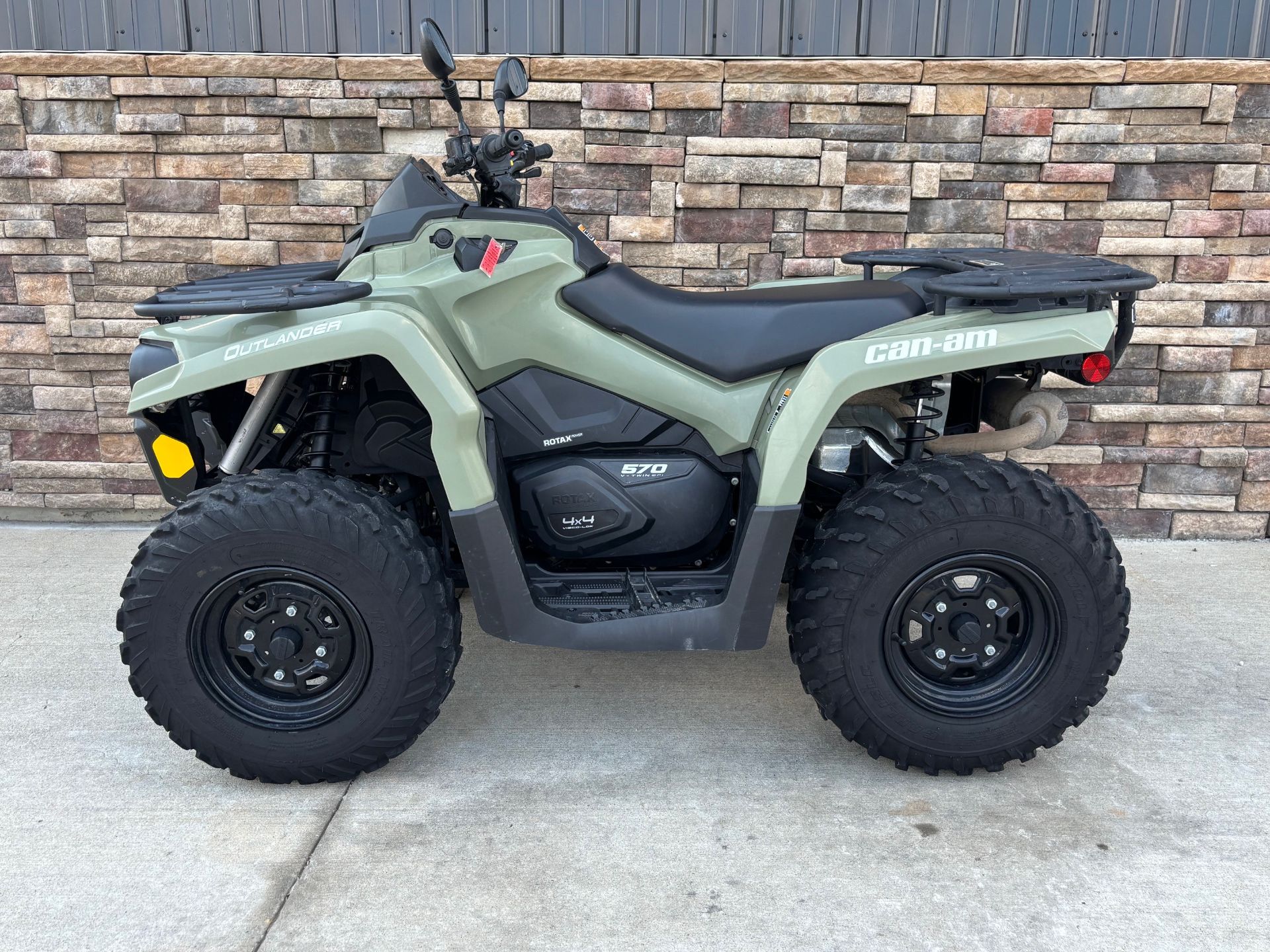 2020 Can-Am Outlander DPS 570 in Columbia, Missouri - Photo 1