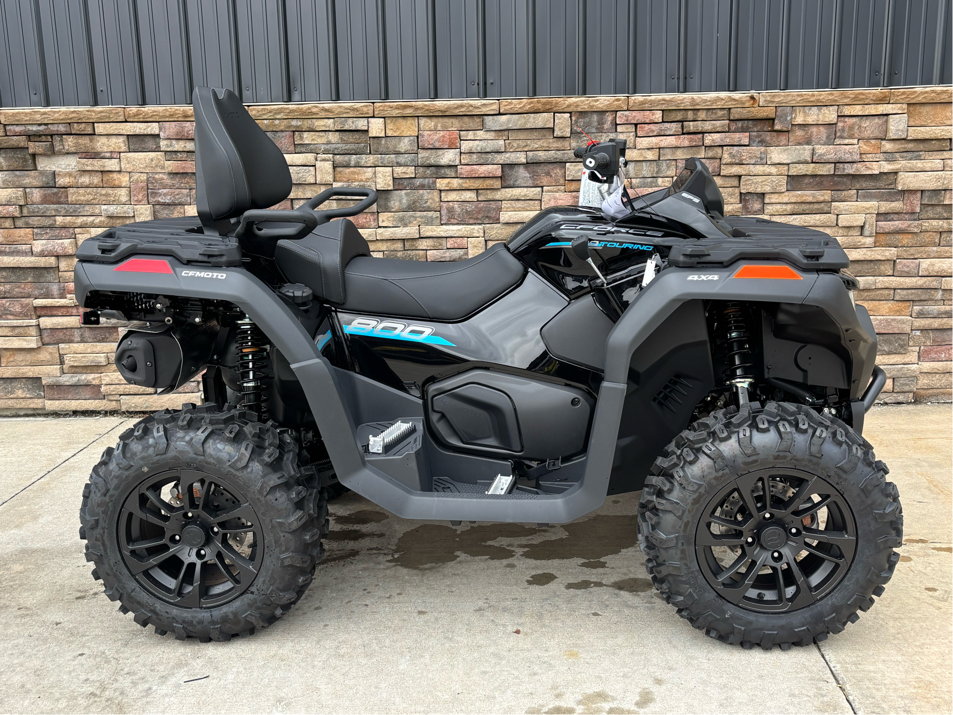 2026 CFMOTO CForce 800 Touring in Columbia, Missouri - Photo 14