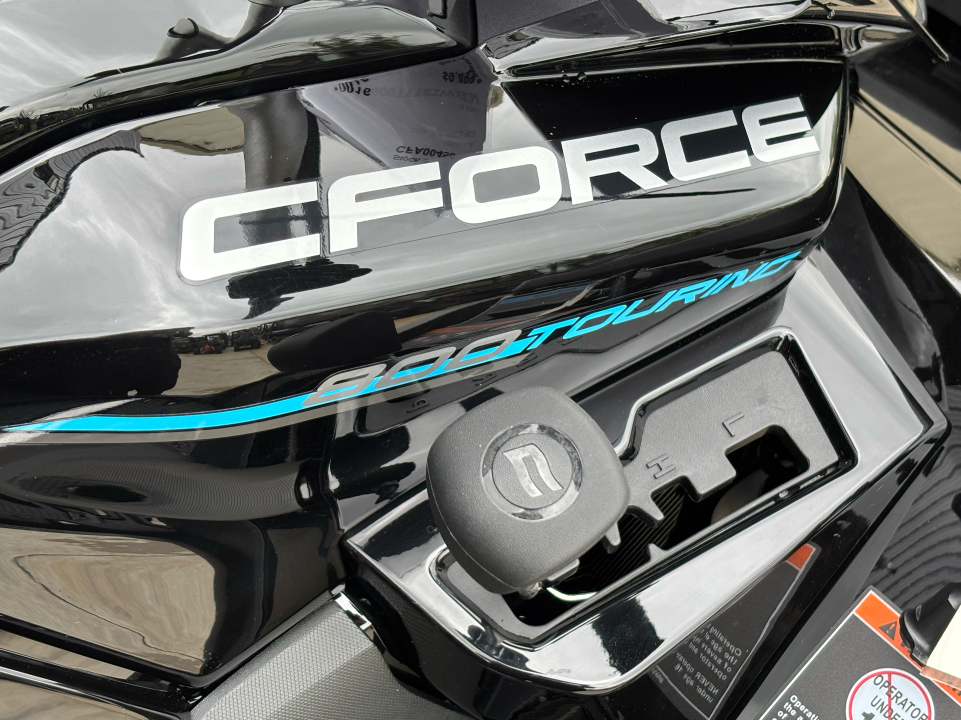 2026 CFMOTO CForce 800 Touring in Columbia, Missouri - Photo 11