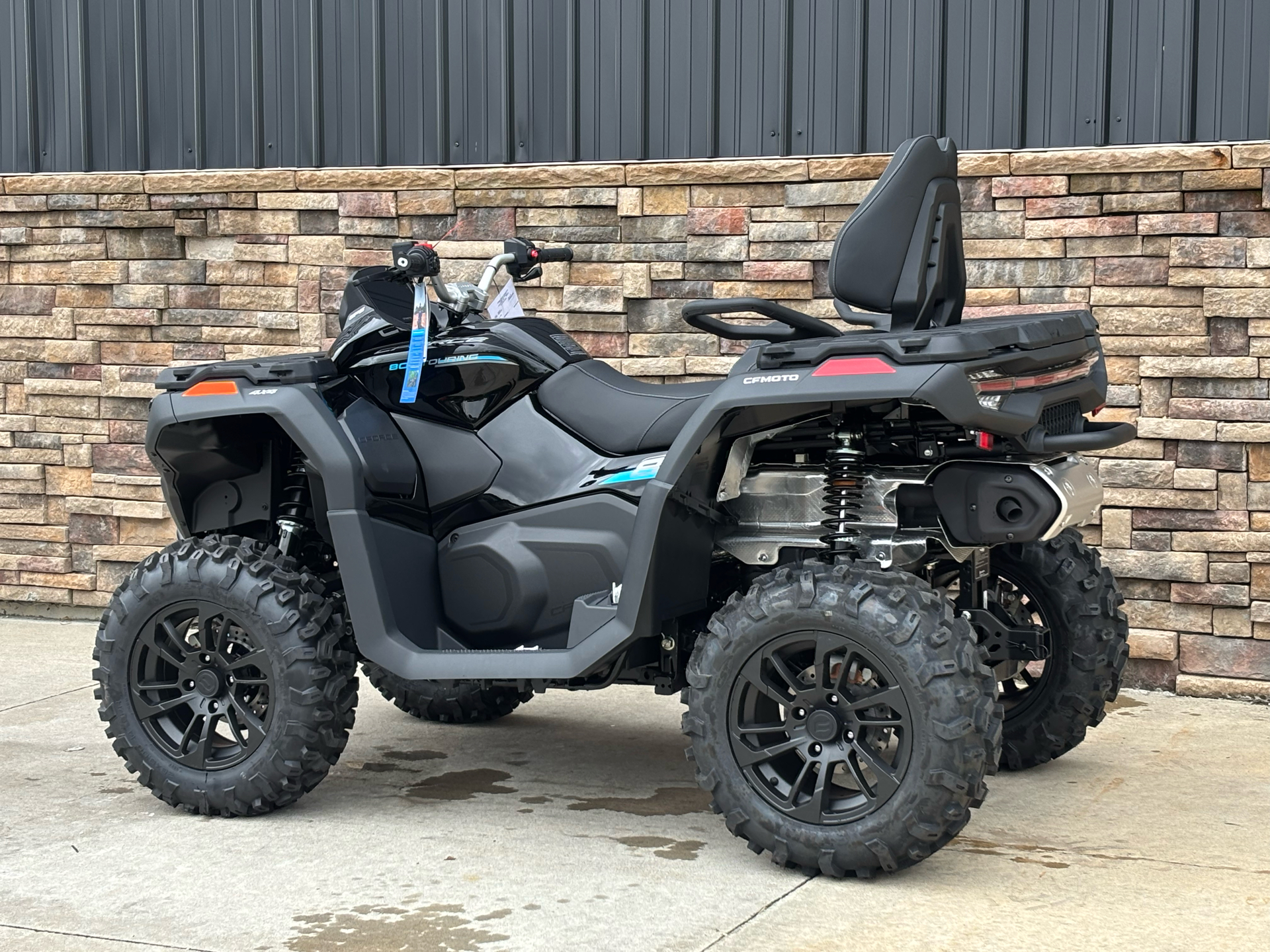 2026 CFMOTO CForce 800 Touring in Columbia, Missouri - Photo 2