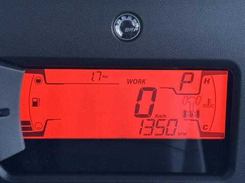 2026 Can-Am Defender XT CAB HD11 in Columbia, Missouri - Photo 9