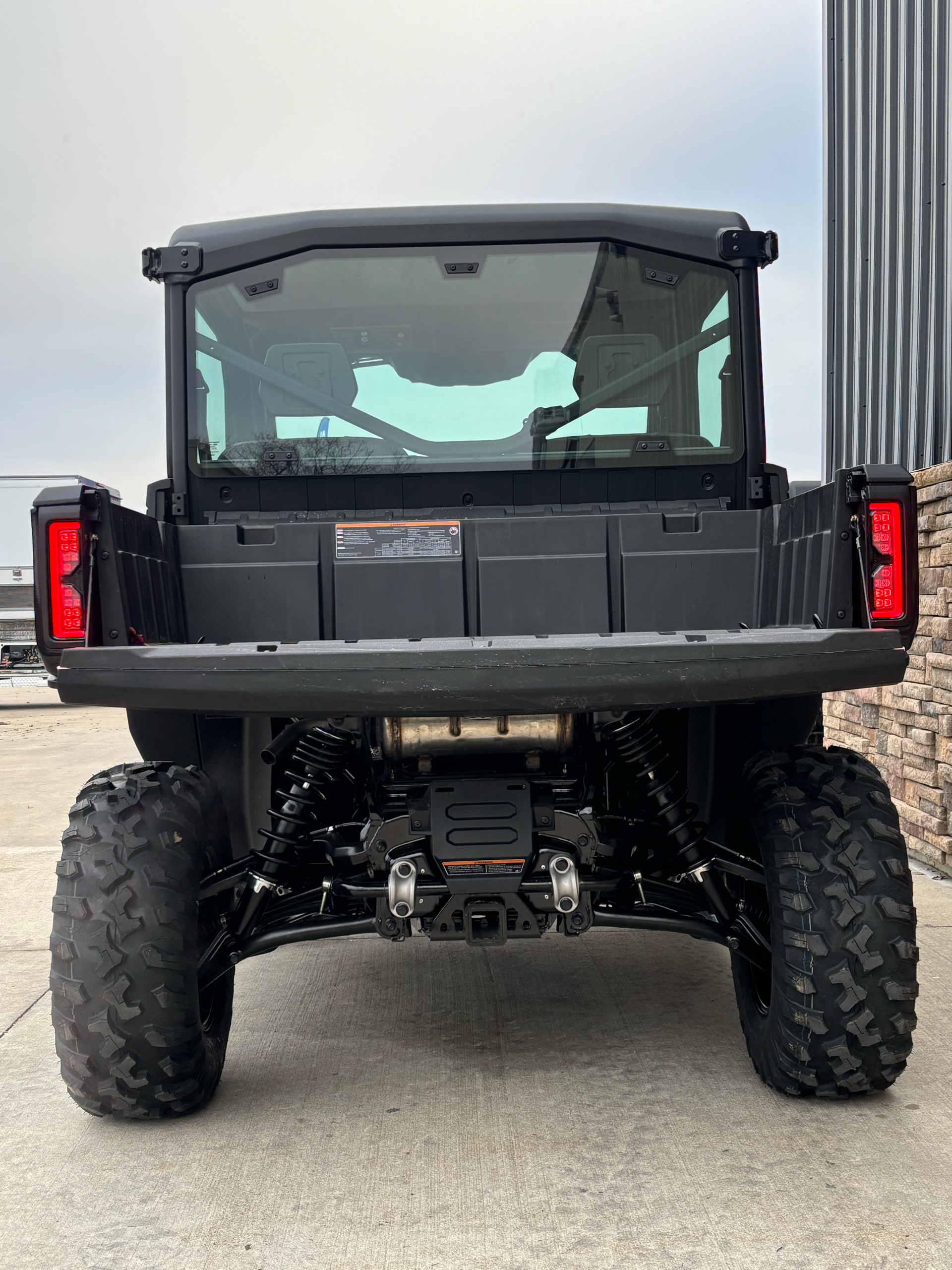 2026 Can-Am Defender XT CAB HD11 in Columbia, Missouri - Photo 14