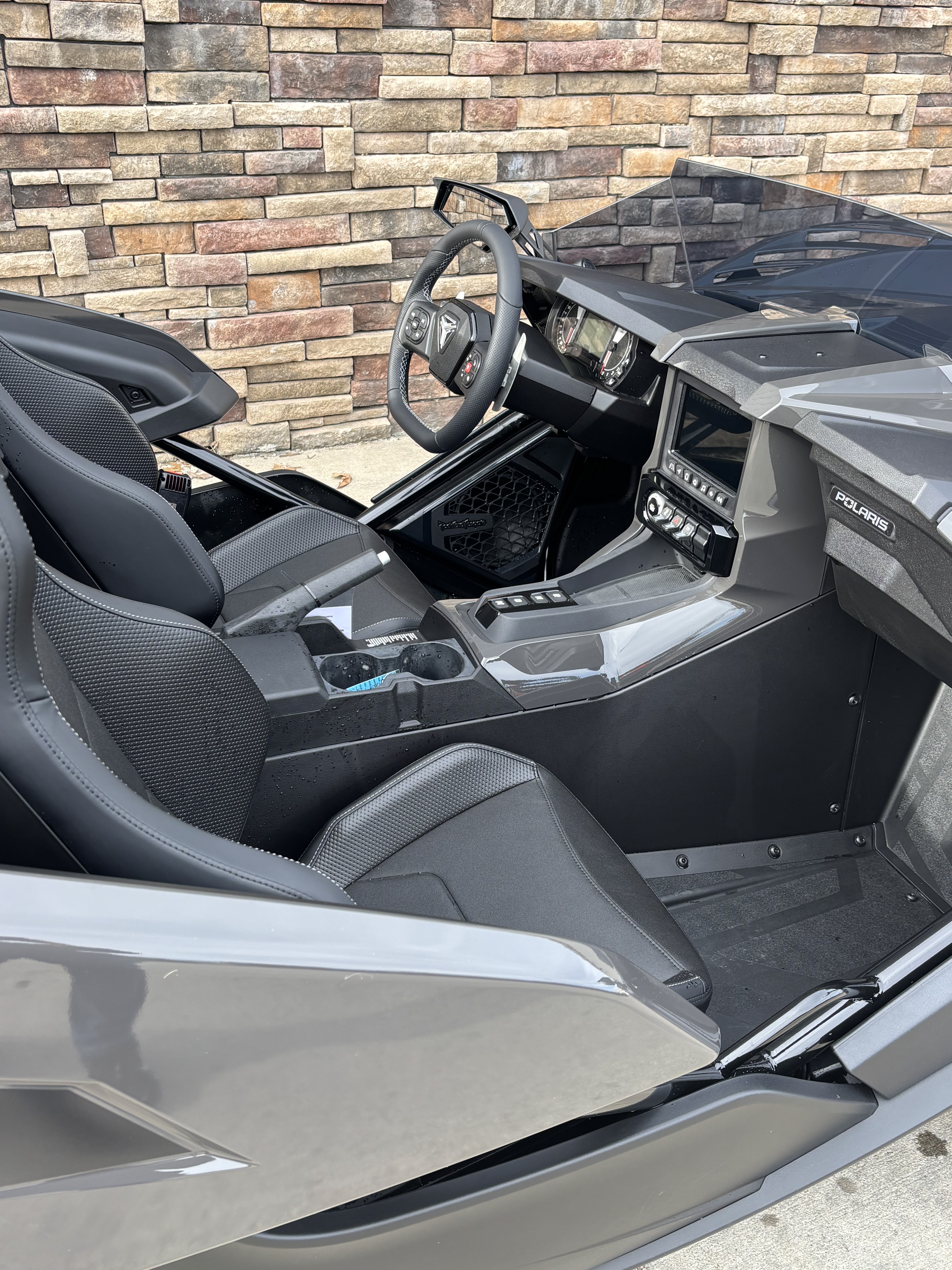 2025 Slingshot Slingshot R - AutoDrive in Columbia, Missouri - Photo 7