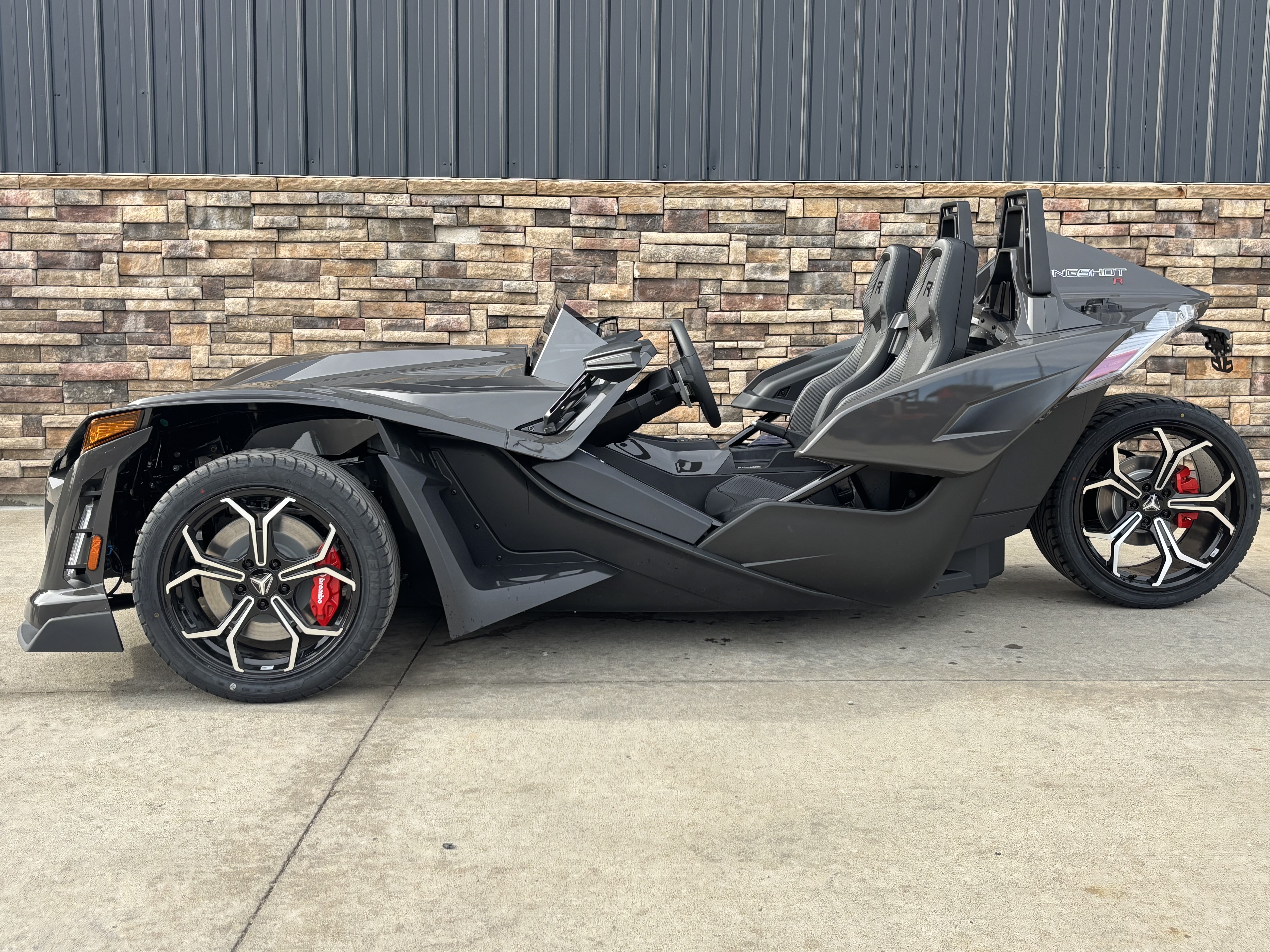 2025 Slingshot Slingshot R - AutoDrive in Columbia, Missouri - Photo 17