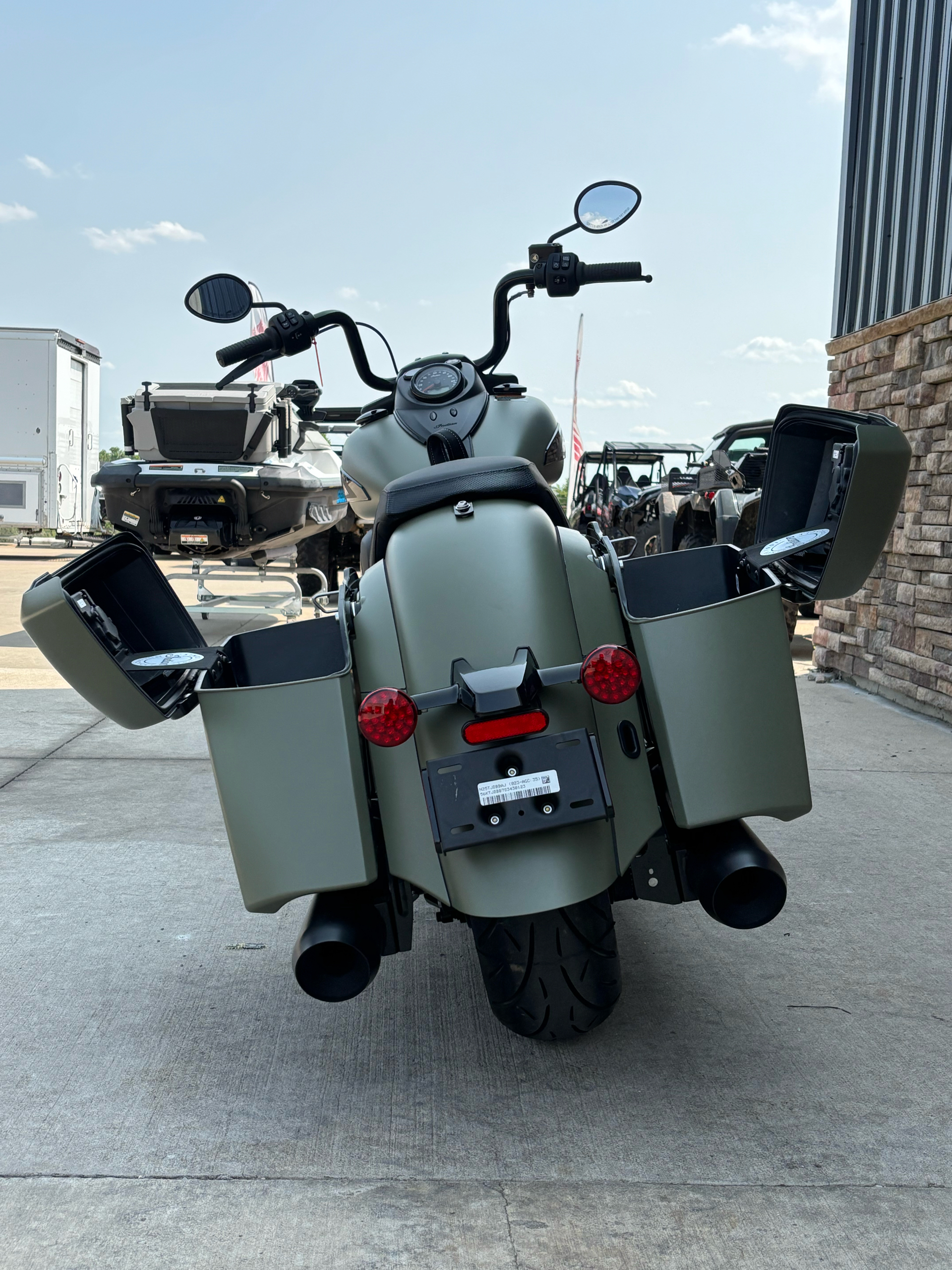 2025 Indian Motorcycle Springfield® Dark Horse® in Columbia, Missouri - Photo 5