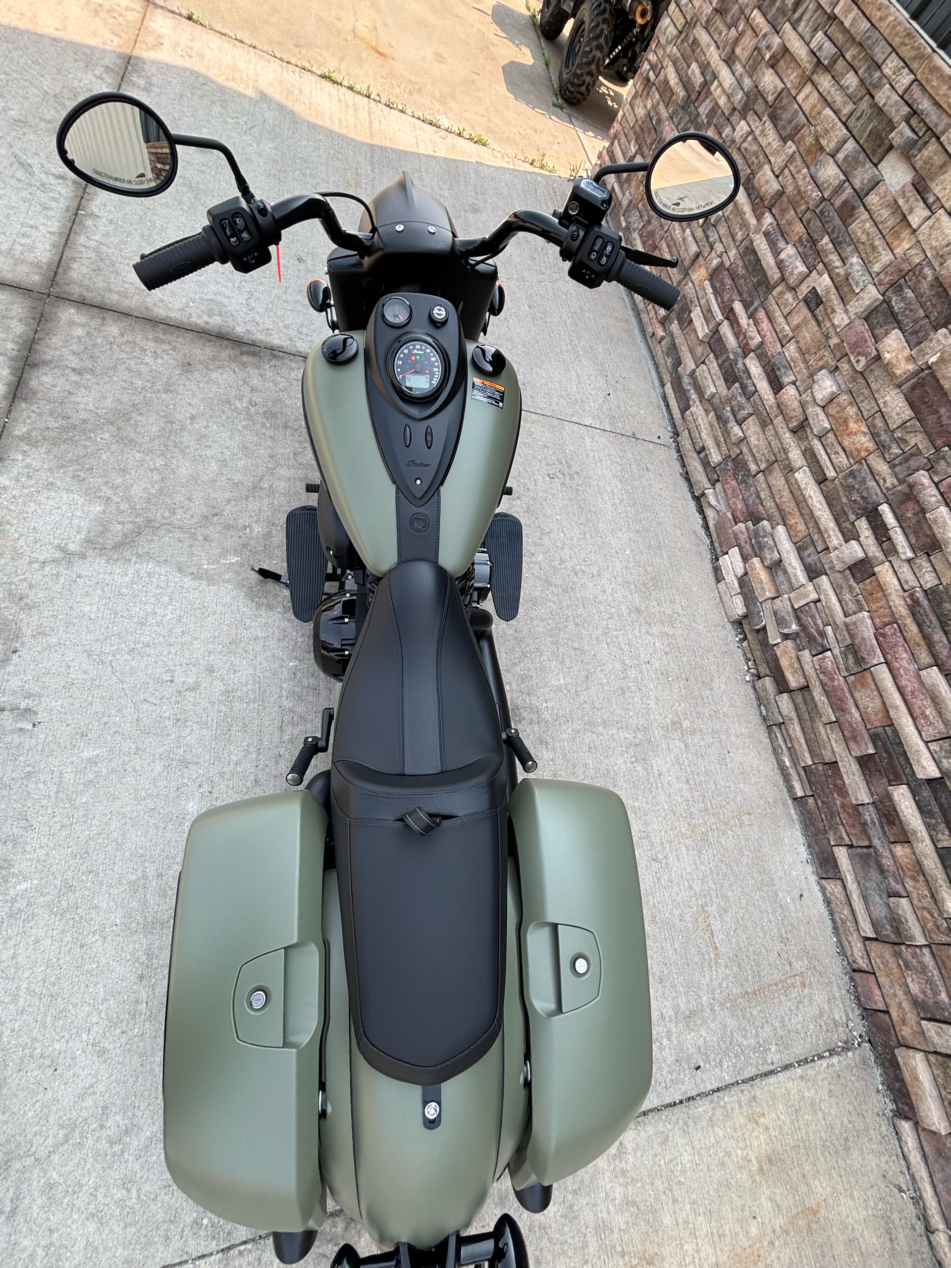 2025 Indian Motorcycle Springfield® Dark Horse® in Columbia, Missouri - Photo 10