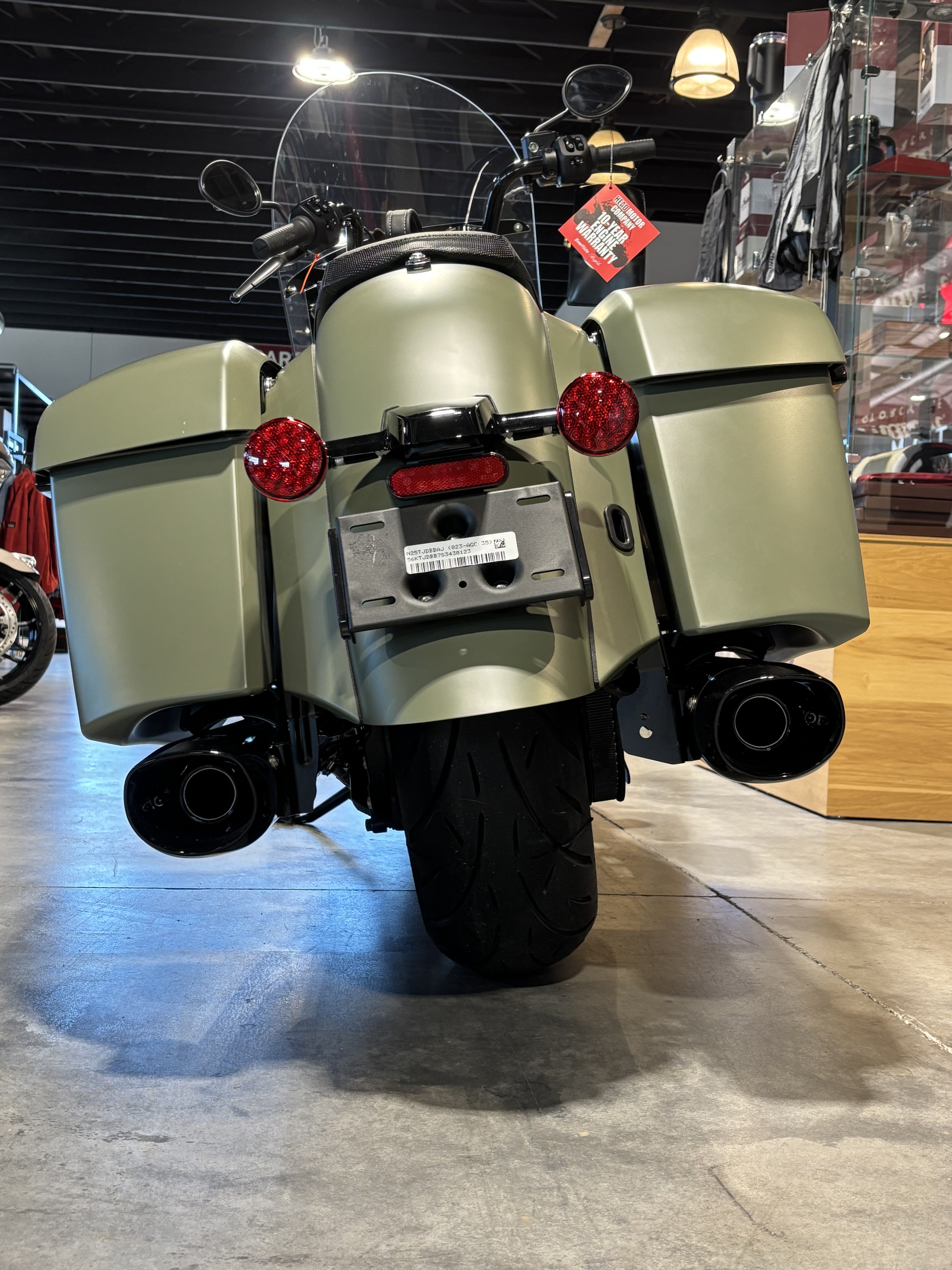 2025 Indian Motorcycle Springfield® Dark Horse® in Columbia, Missouri - Photo 5