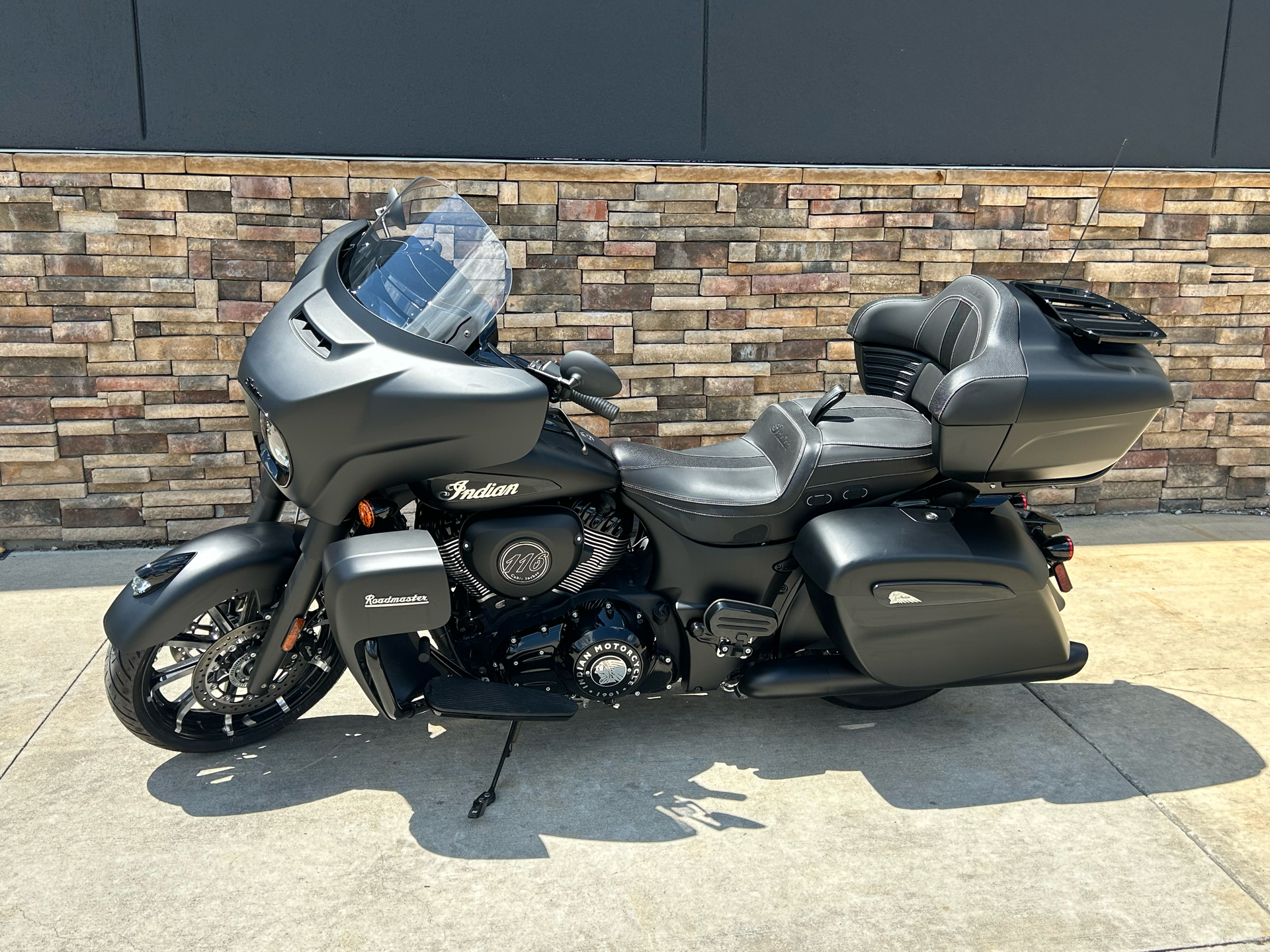 2024 Indian Motorcycle Roadmaster® Dark Horse® in Columbia, Missouri - Photo 1