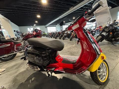 2023 Vespa Primavera 50 Disney Mickey Mouse Edition By Vespa in Columbia, Missouri - Photo 4