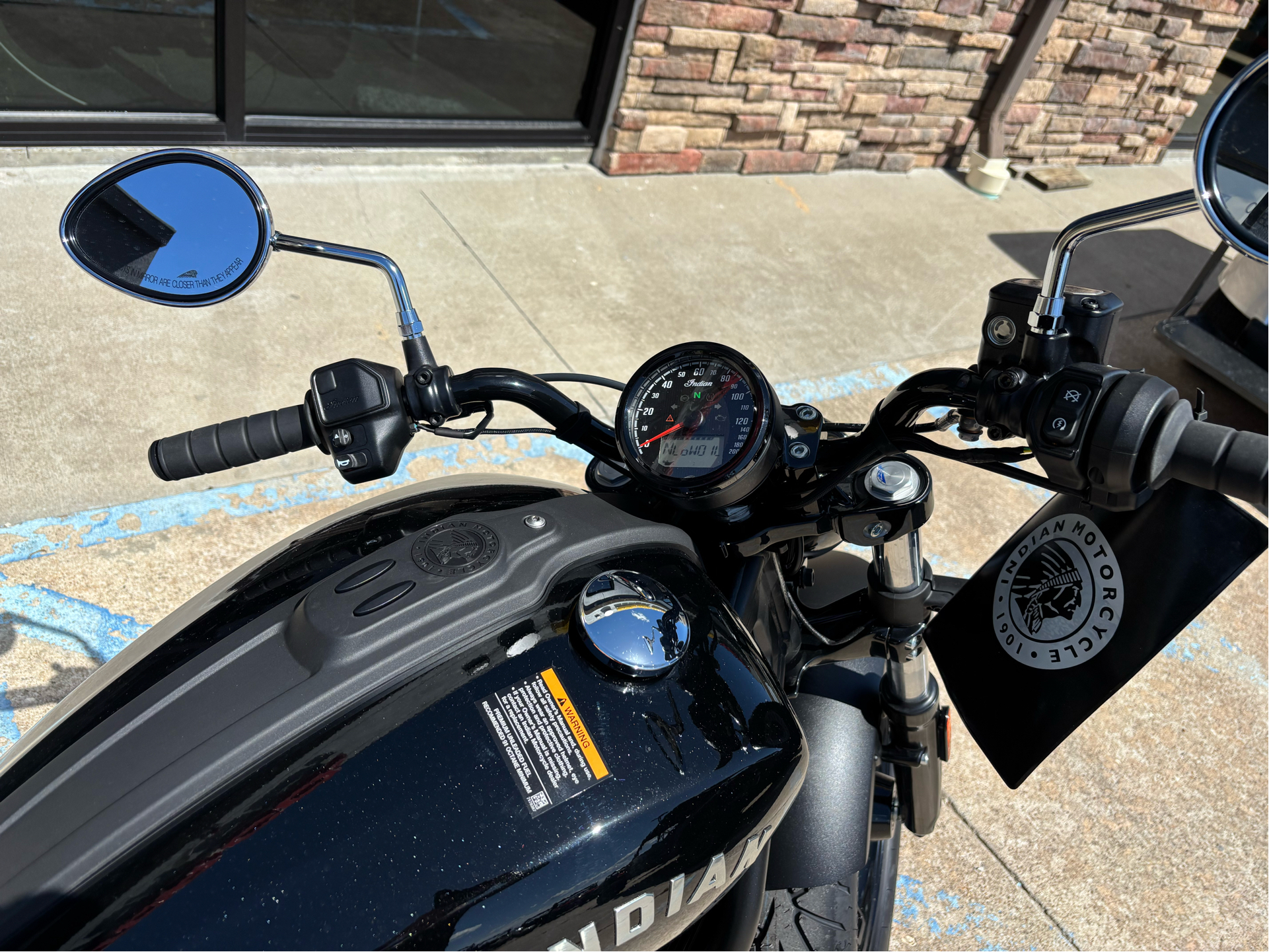 2025 Indian Motorcycle Scout® Sixty Bobber in Columbia, Missouri - Photo 9