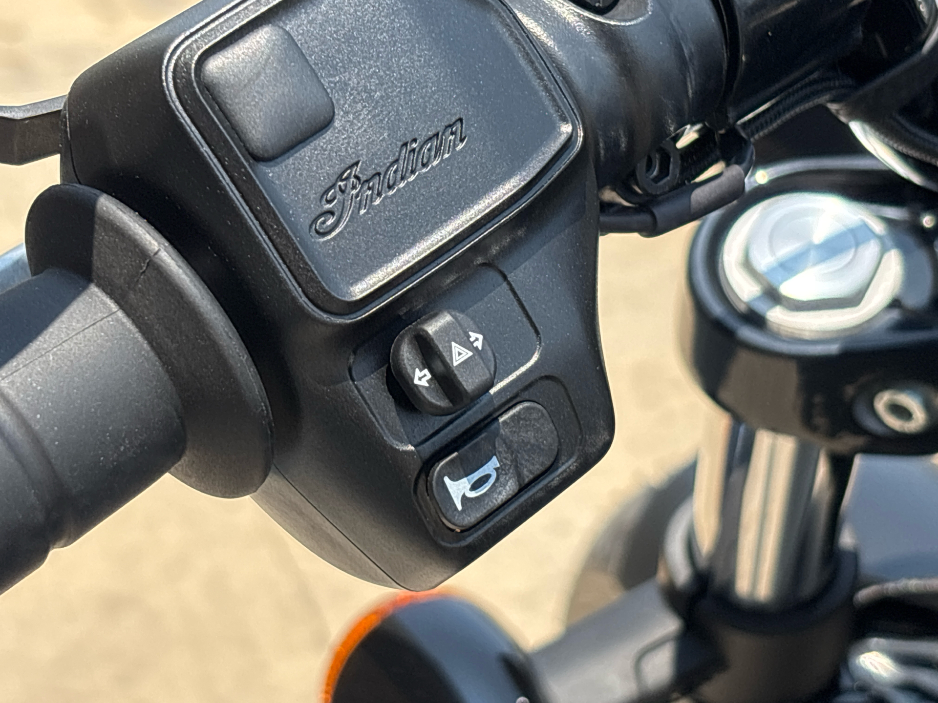 2025 Indian Motorcycle Scout® Sixty Bobber in Columbia, Missouri - Photo 6