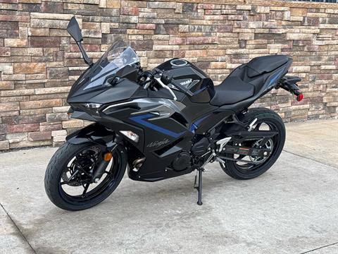 2025 Kawasaki Ninja 500 ABS in Columbia, Missouri - Photo 2