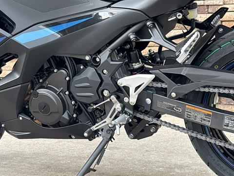 2025 Kawasaki Ninja 500 ABS in Columbia, Missouri - Photo 4