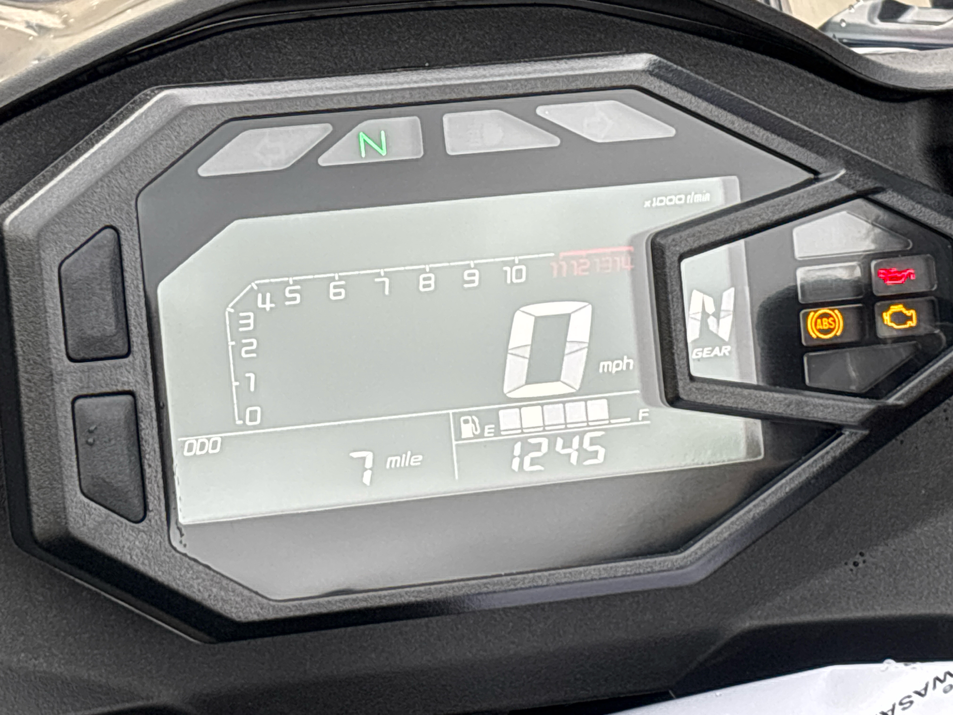 2025 Kawasaki Ninja 500 ABS in Columbia, Missouri - Photo 8