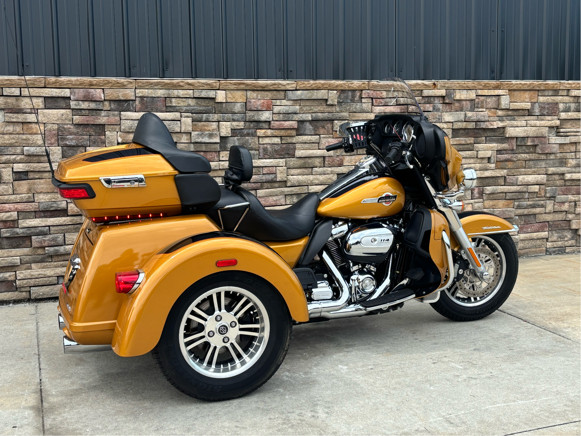 2023 Harley-Davidson Tri Glide® Ultra in Columbia, Missouri - Photo 3