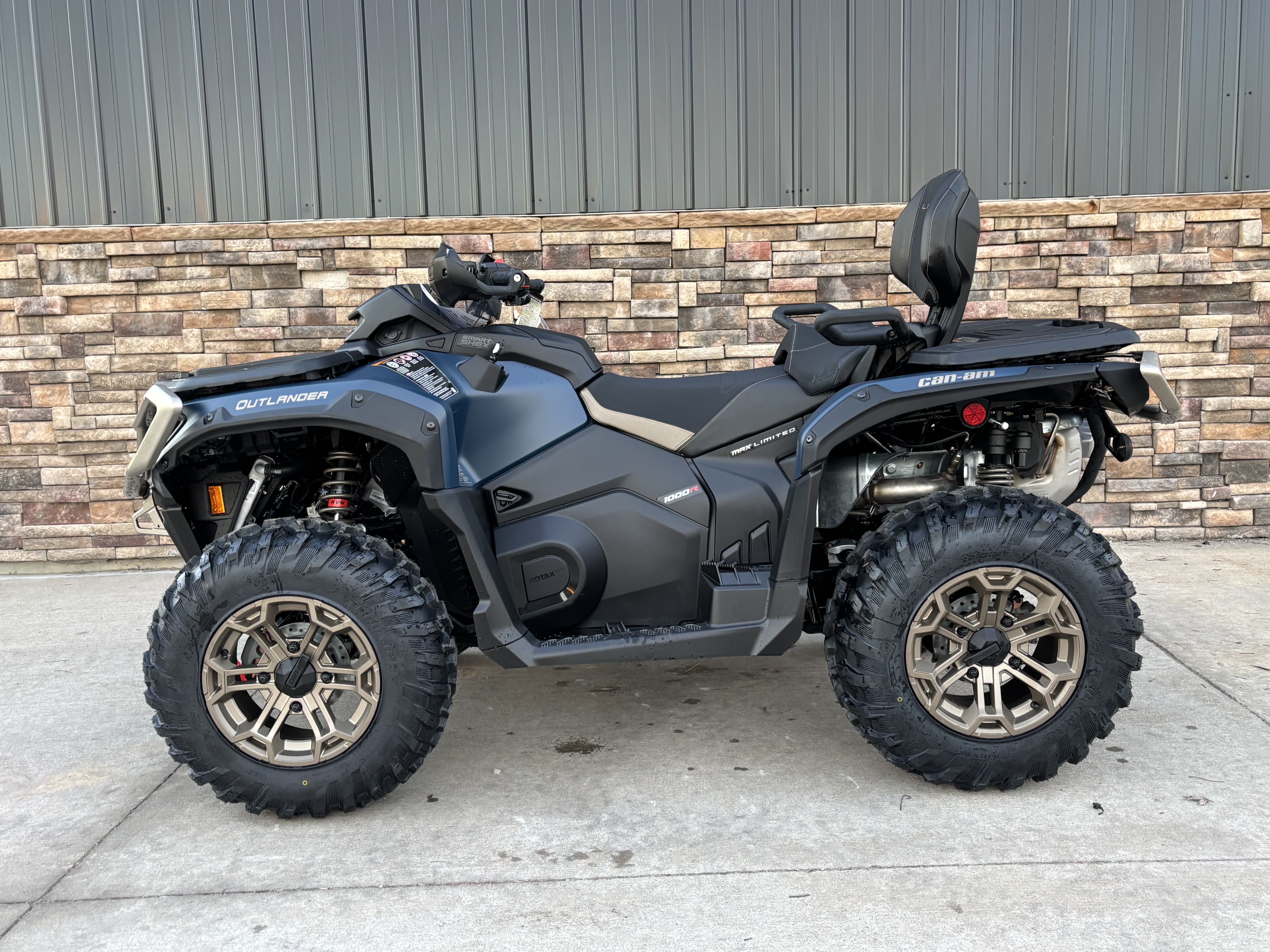 2026 Can-Am Outlander MAX Limited 1000R in Columbia, Missouri - Photo 1