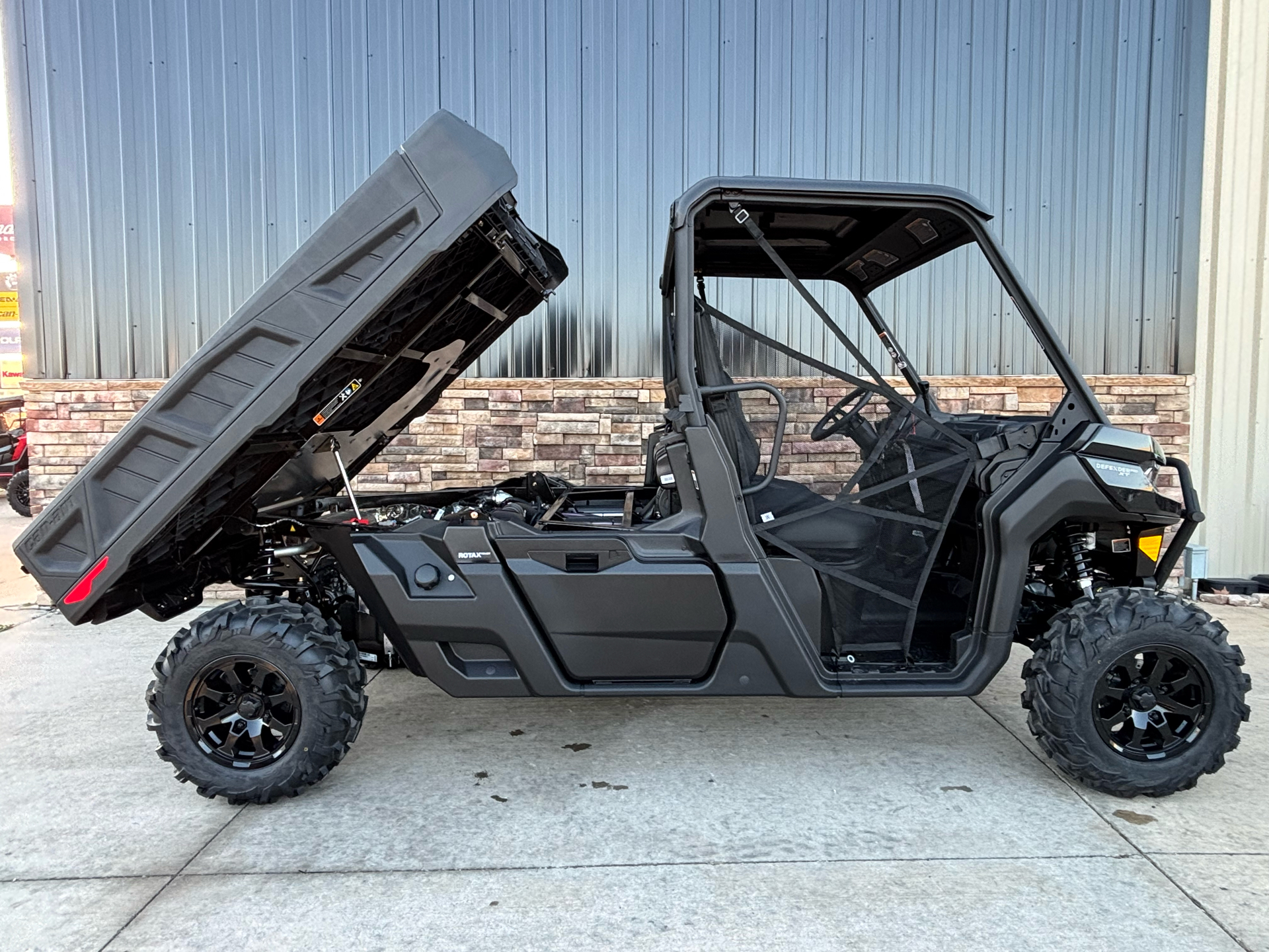 2026 Can-Am Defender PRO XT in Columbia, Missouri - Photo 4