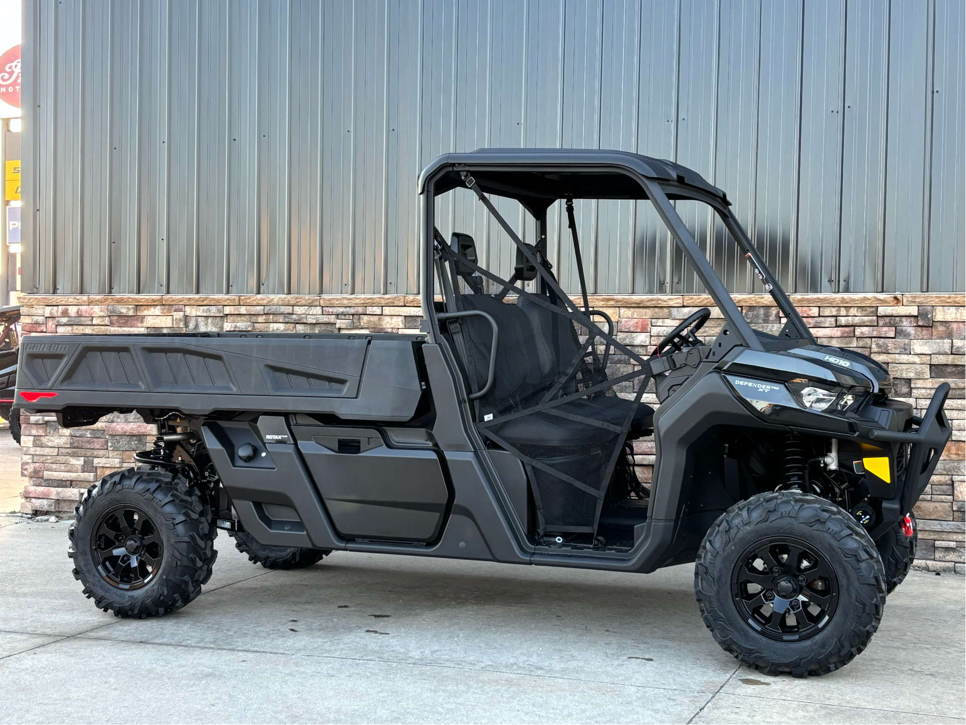2026 Can-Am Defender PRO XT in Columbia, Missouri - Photo 3