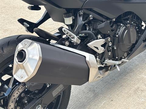 2025 Kawasaki Ninja 500 SE ABS in Columbia, Missouri - Photo 8