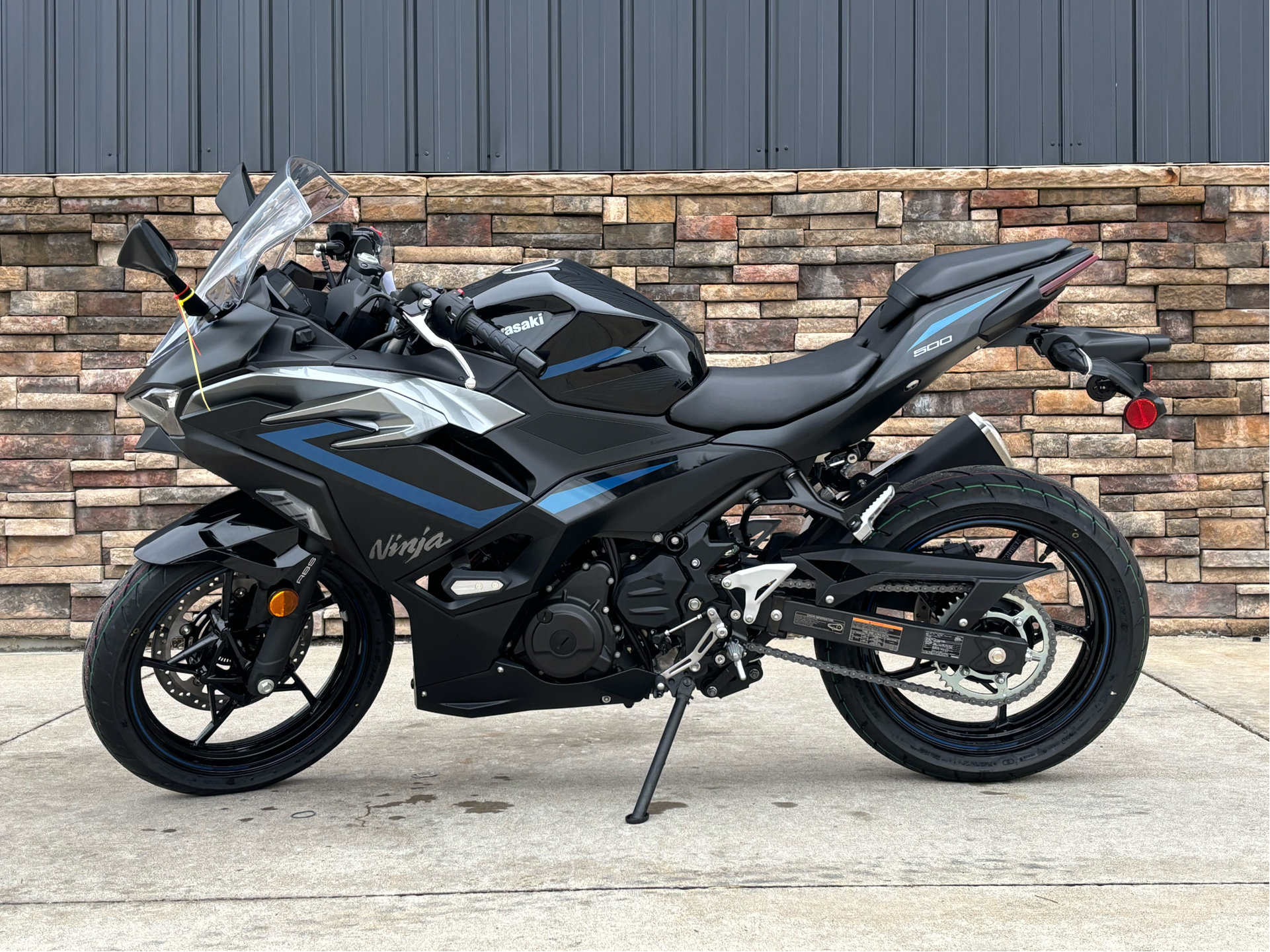 2025 Kawasaki Ninja 500 SE ABS in Columbia, Missouri - Photo 1