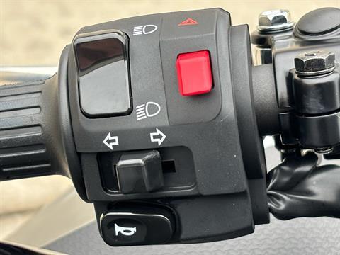 2025 Kawasaki Ninja 500 SE ABS in Columbia, Missouri - Photo 8