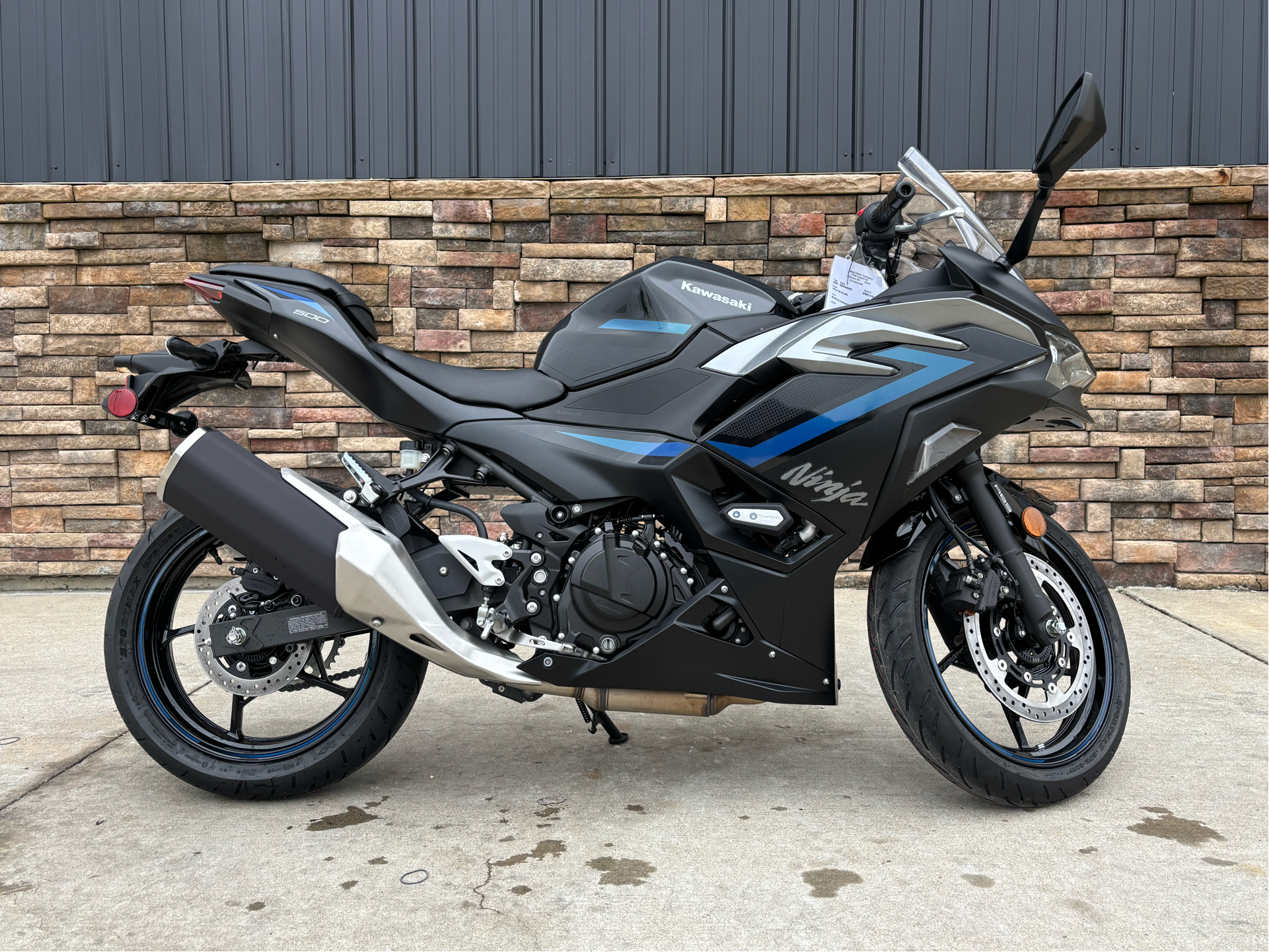 2025 Kawasaki Ninja 500 SE ABS in Columbia, Missouri - Photo 13