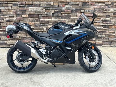 2025 Kawasaki Ninja 500 SE ABS in Columbia, Missouri - Photo 10
