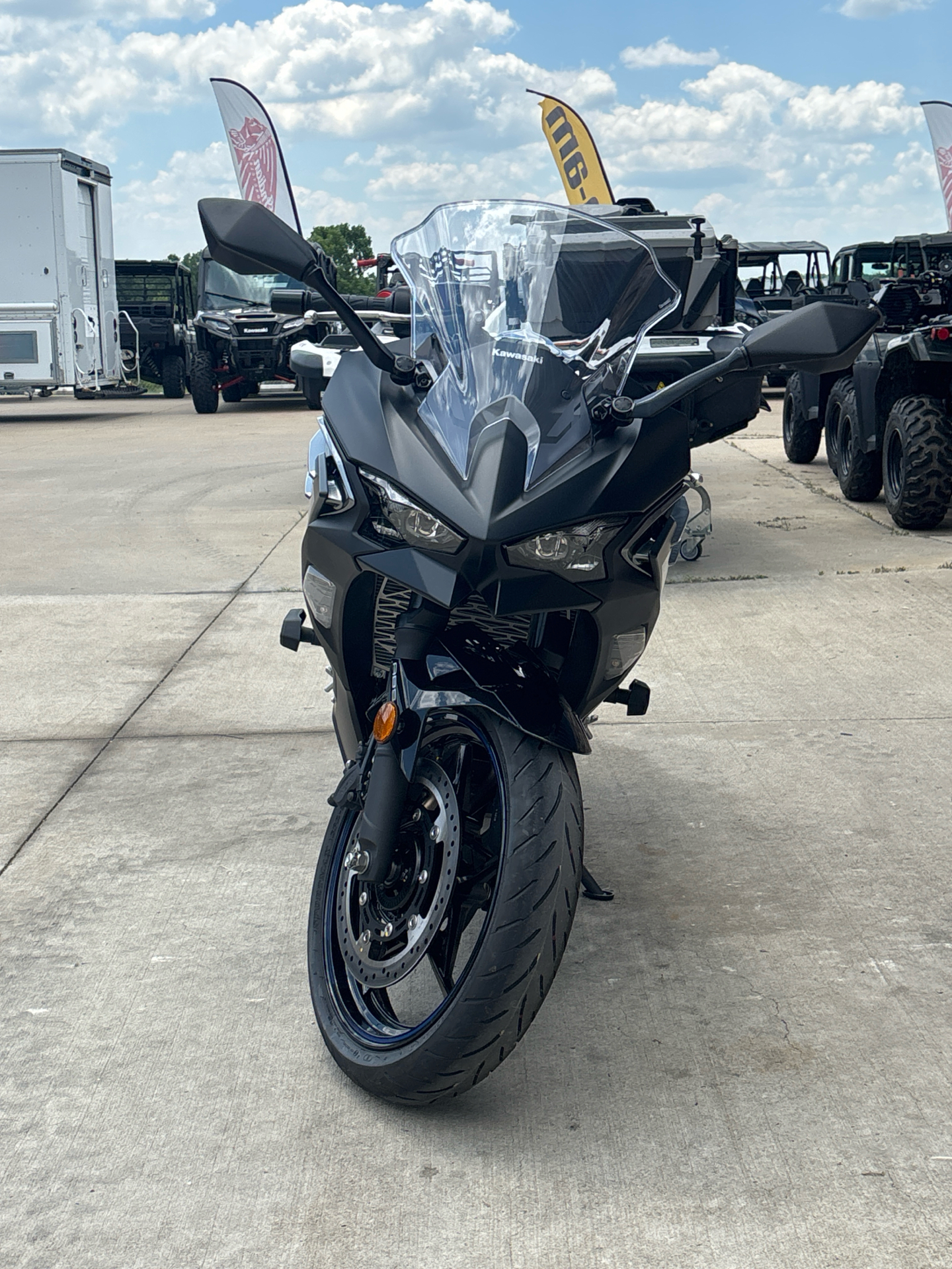 2025 Kawasaki Ninja 500 SE ABS in Columbia, Missouri - Photo 11