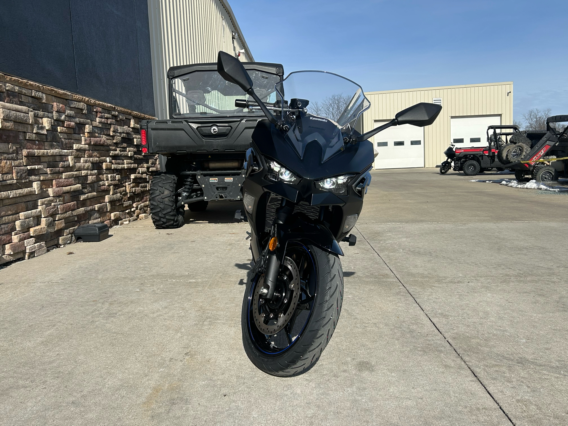 2025 Kawasaki Ninja 500 SE ABS in Columbia, Missouri - Photo 2