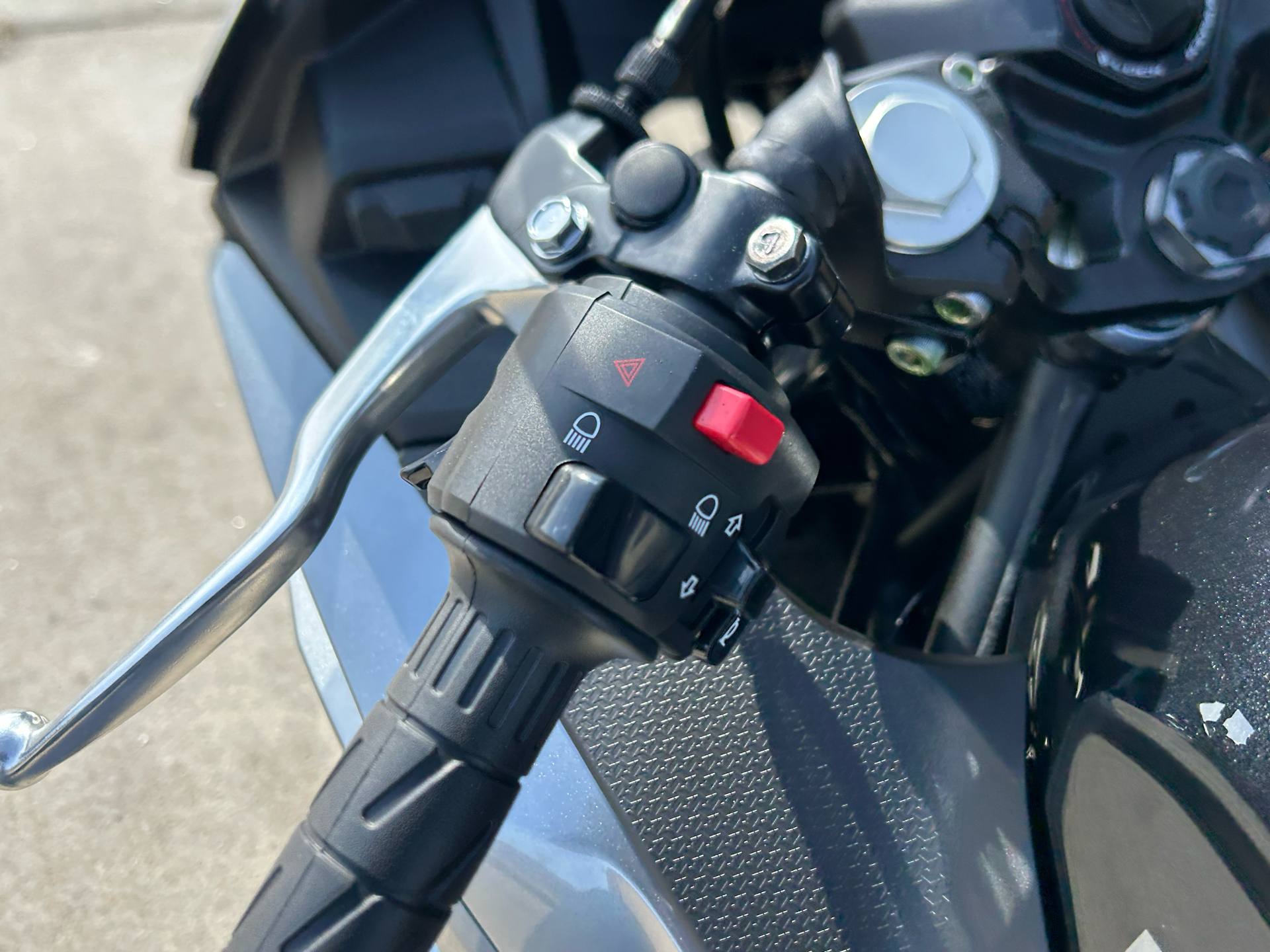 2025 Kawasaki Ninja 500 SE ABS in Columbia, Missouri - Photo 5