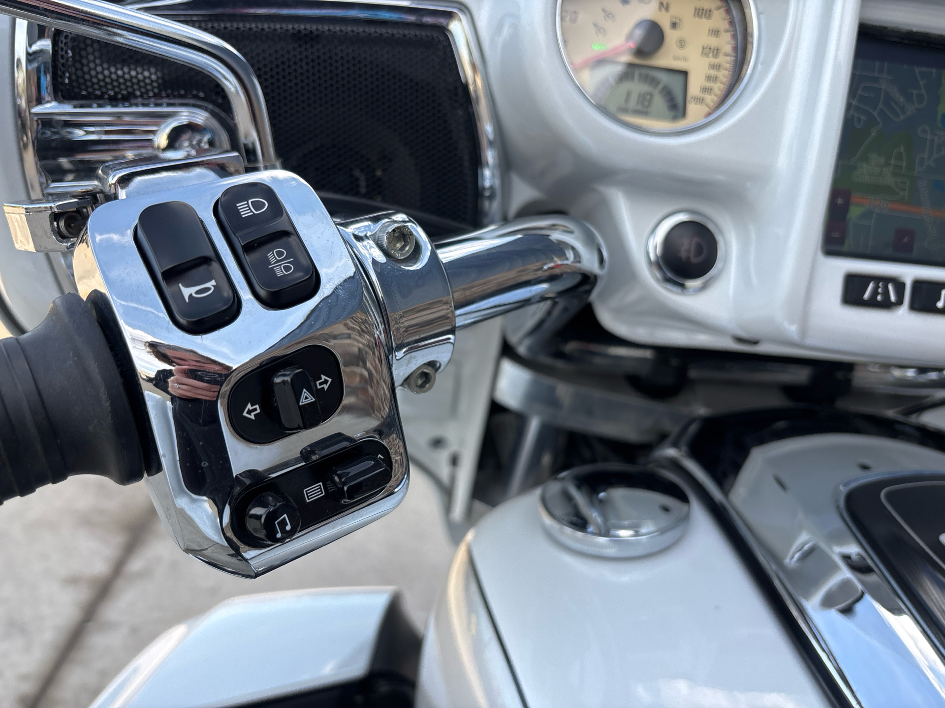 2018 Indian Motorcycle Roadmaster® ABS in Columbia, Missouri - Photo 7