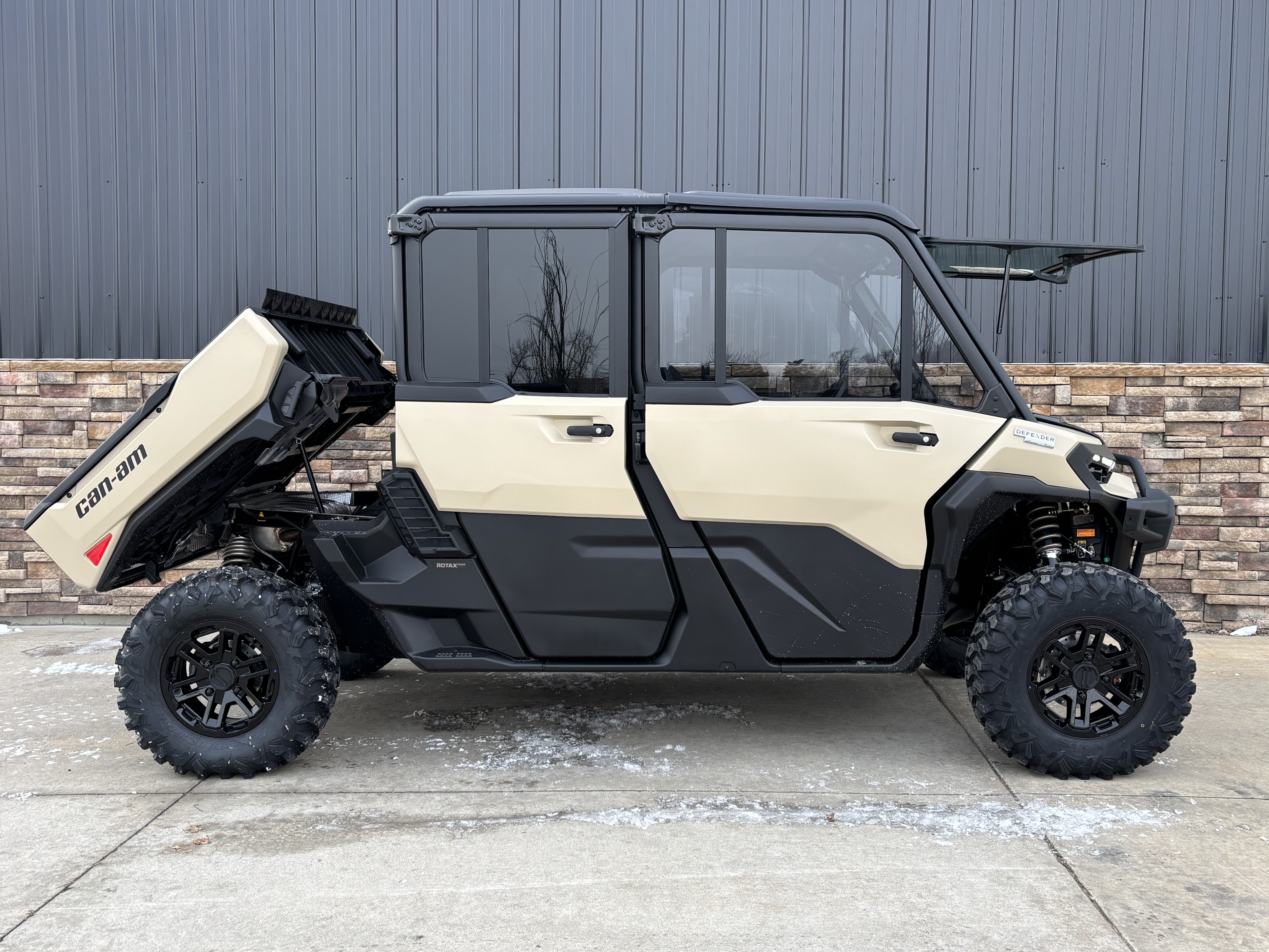 2026 Can-Am Defender MAX Limited HD11 in Columbia, Missouri - Photo 9