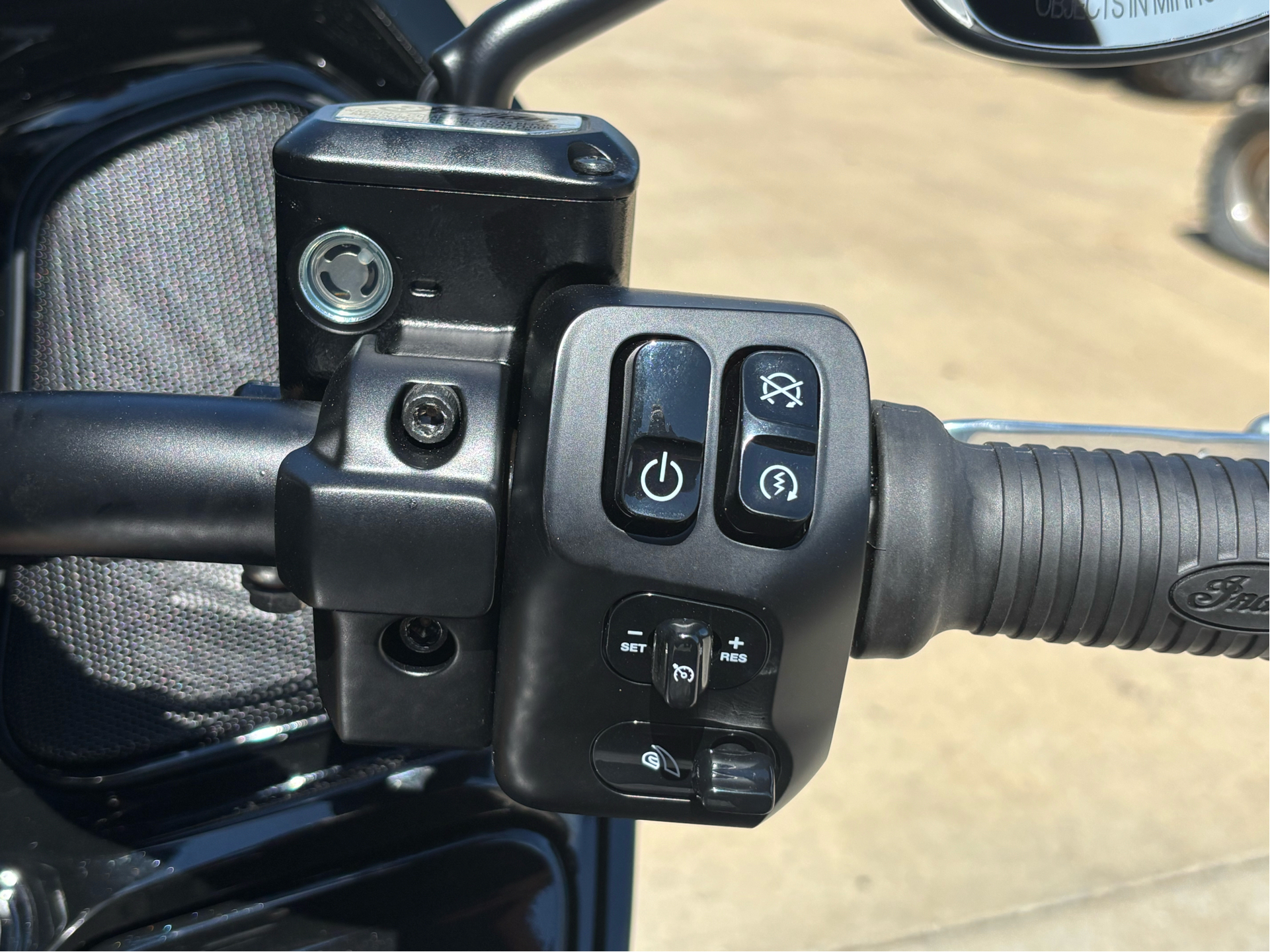2025 Indian Motorcycle Pursuit® Dark Horse® with 112 and Powerband Audio Package in Columbia, Missouri - Photo 12