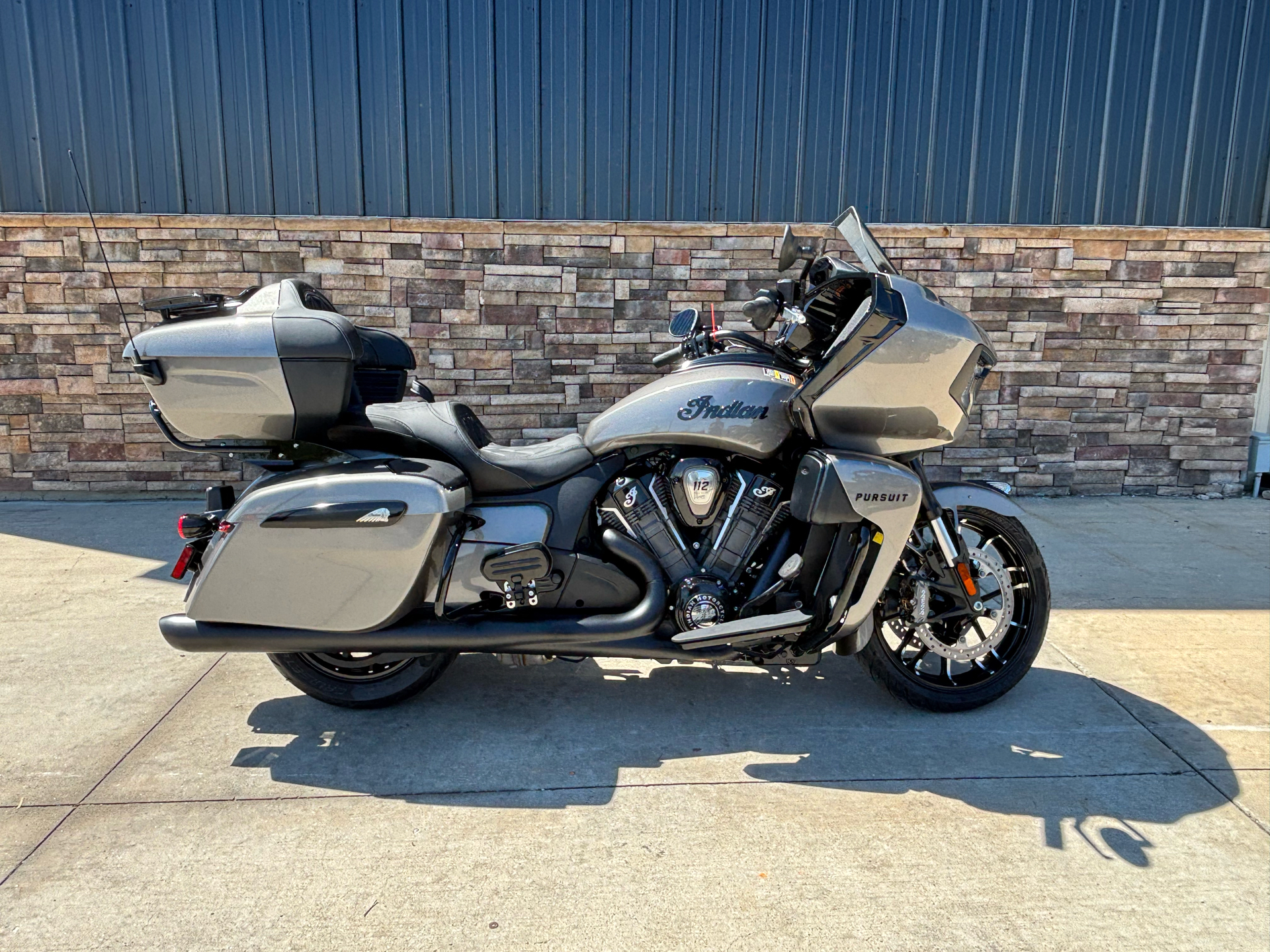 2025 Indian Motorcycle Pursuit® Dark Horse® with 112 and Powerband Audio Package in Columbia, Missouri - Photo 16