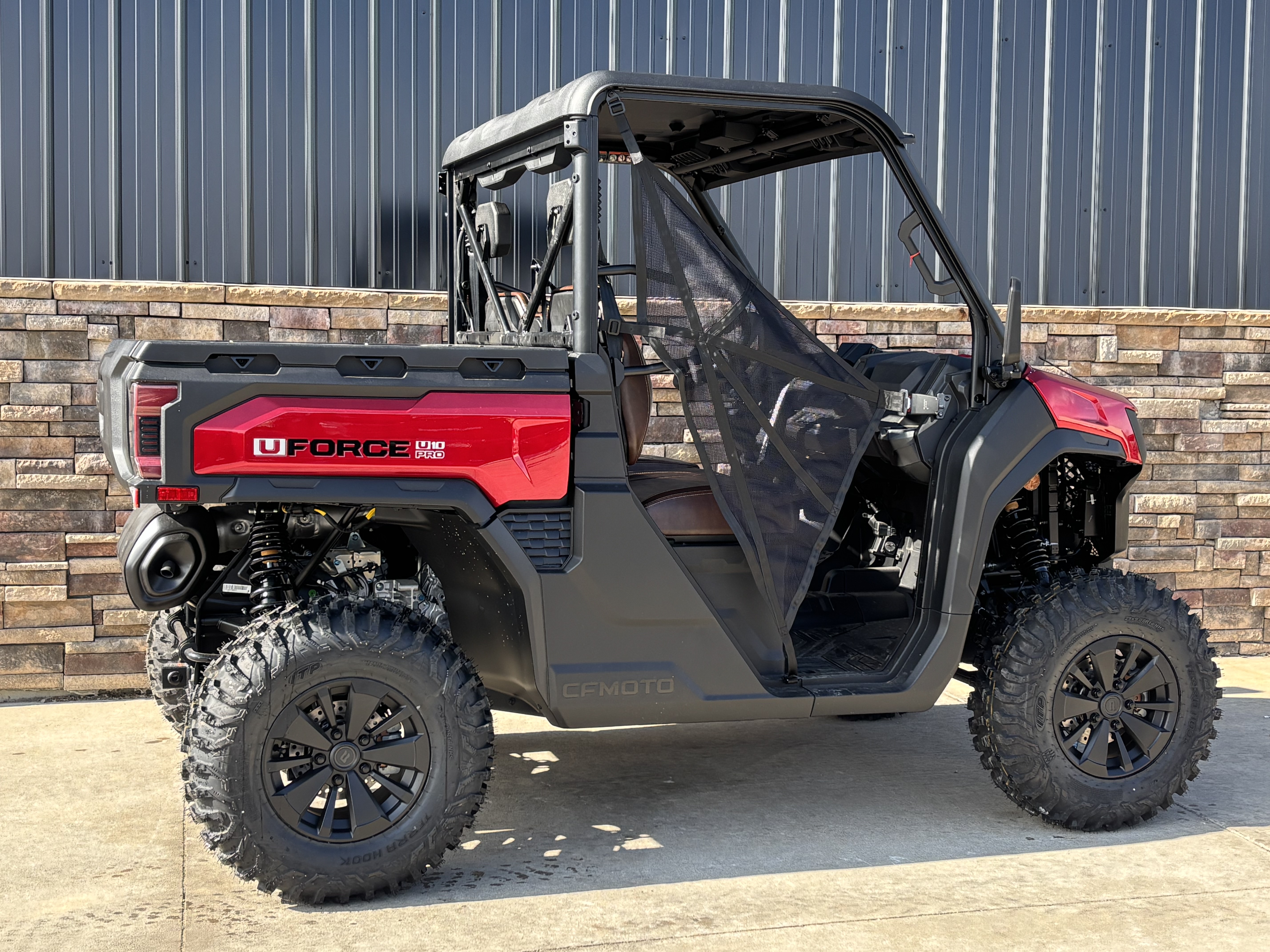 2026 CFMOTO UFORCE U10 Pro in Columbia, Missouri - Photo 2