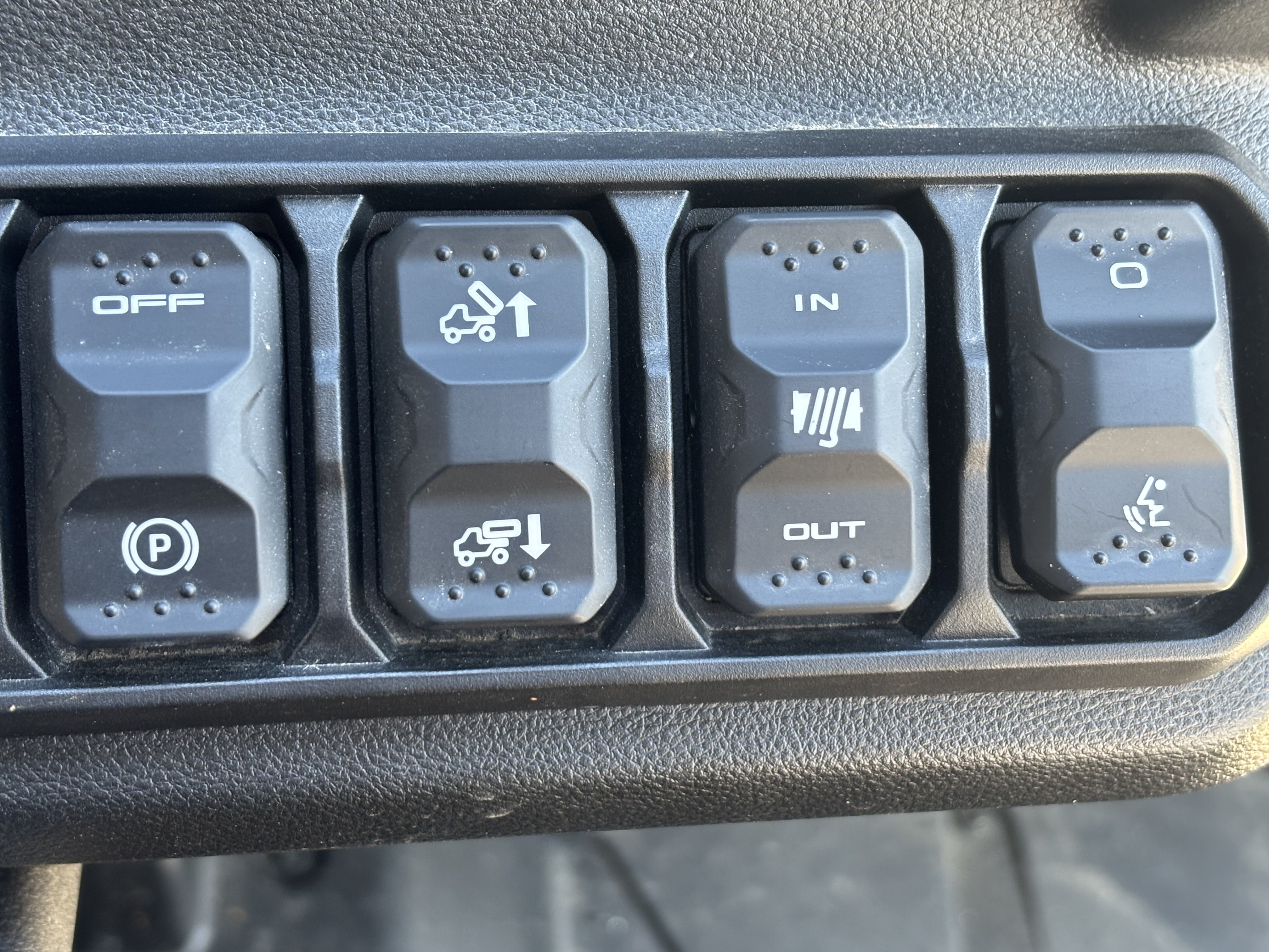 2026 CFMOTO UFORCE U10 Pro in Columbia, Missouri - Photo 9