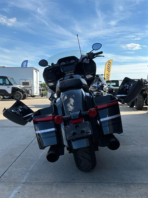 2024 Indian Motorcycle Challenger® Elite in Columbia, Missouri - Photo 6
