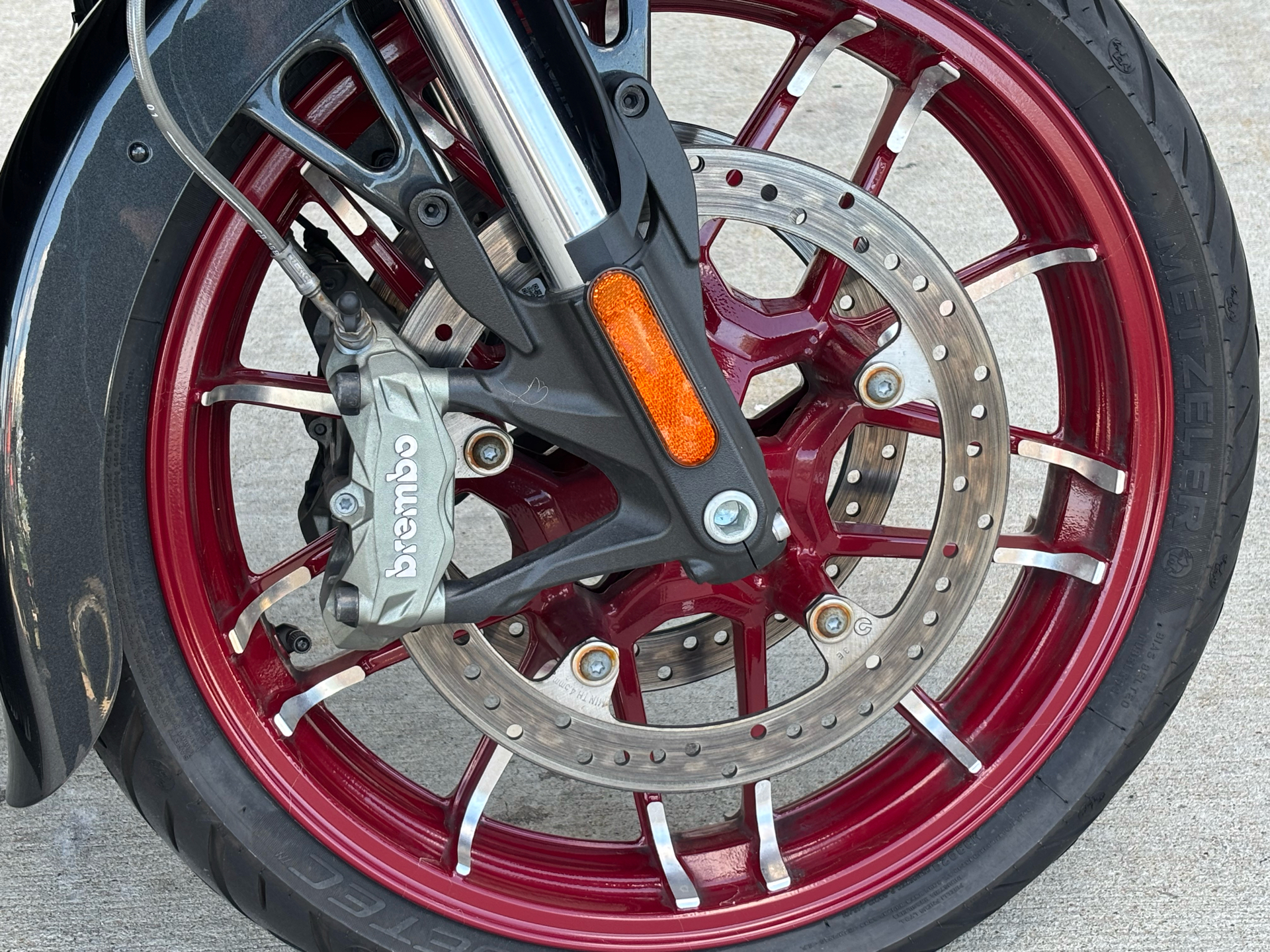 2024 Indian Motorcycle Challenger® Elite in Columbia, Missouri - Photo 14