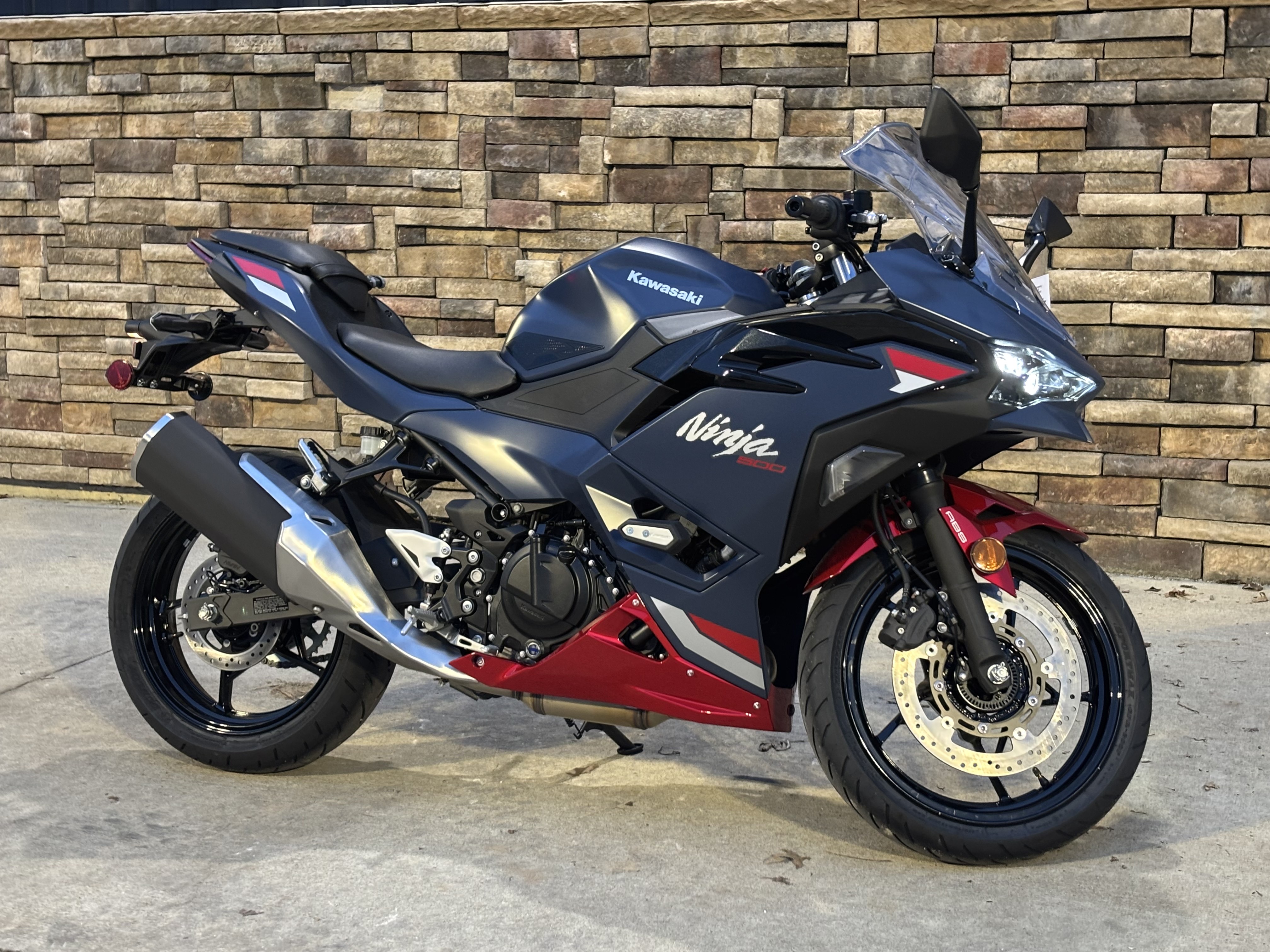 2026 Kawasaki Ninja 500 SE ABS in Columbia, Missouri - Photo 2