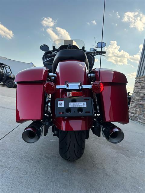 2025 Indian Motorcycle Challenger® Limited in Columbia, Missouri - Photo 16