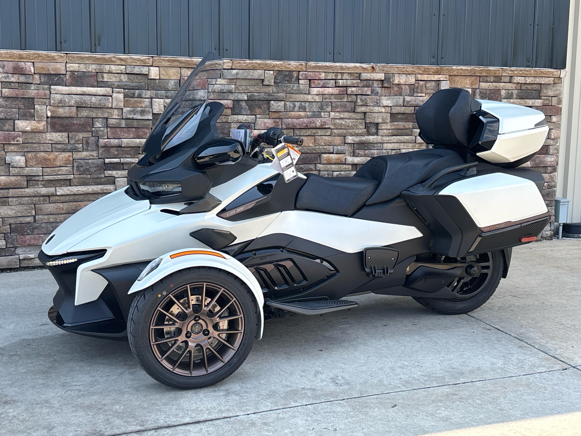 2025 Can-Am Spyder RT Sea-to-Sky in Columbia, Missouri - Photo 2