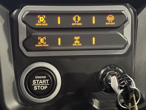 2026 Can-Am Maverick X3 X TURBO in Columbia, Missouri - Photo 11