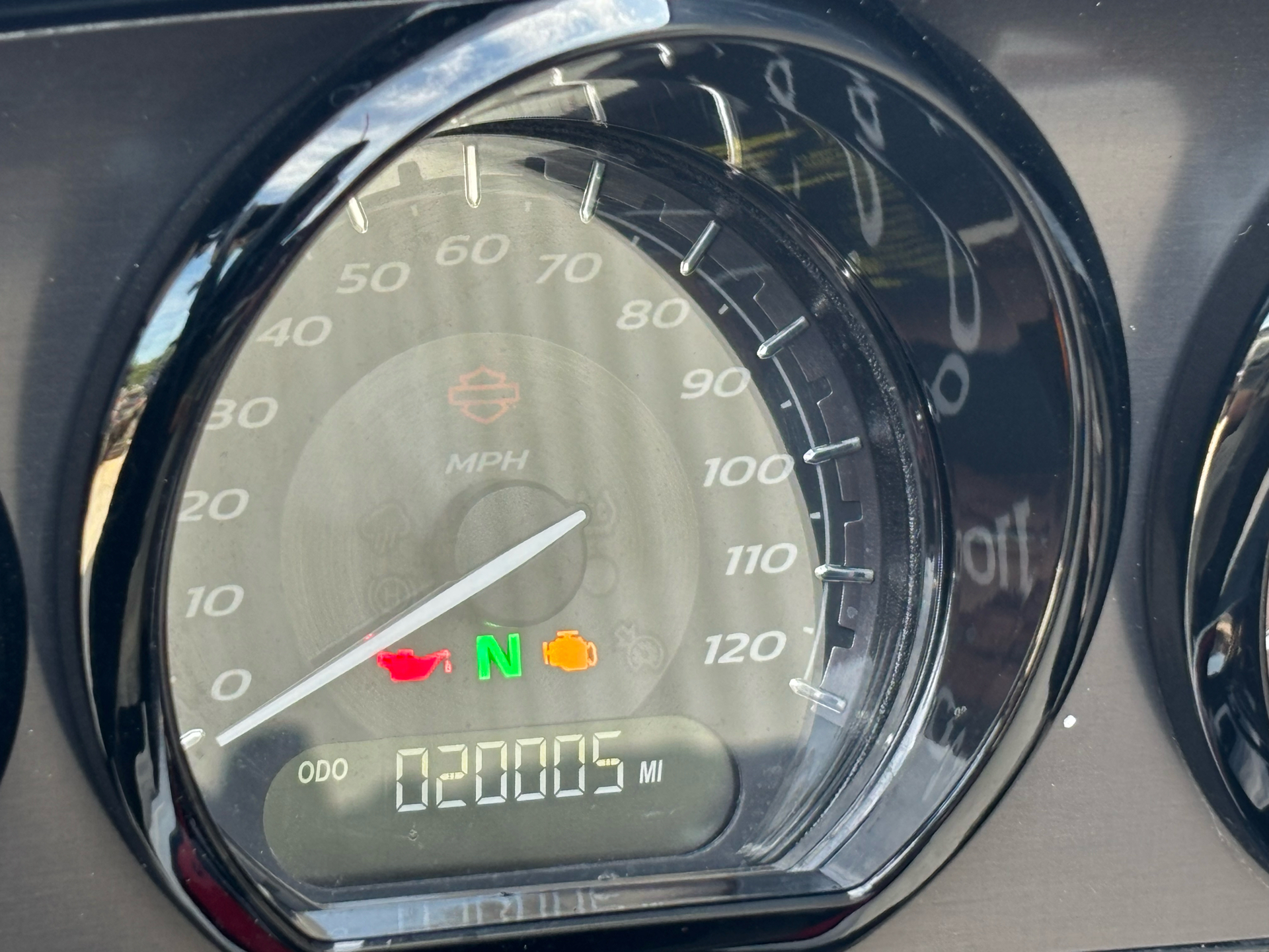 2021 Harley-Davidson CVO™ Street Glide® in Columbia, Missouri - Photo 2