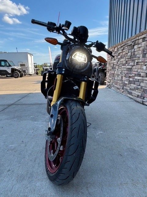 2024 Indian Motorcycle FTR R Carbon in Columbia, Missouri - Photo 6