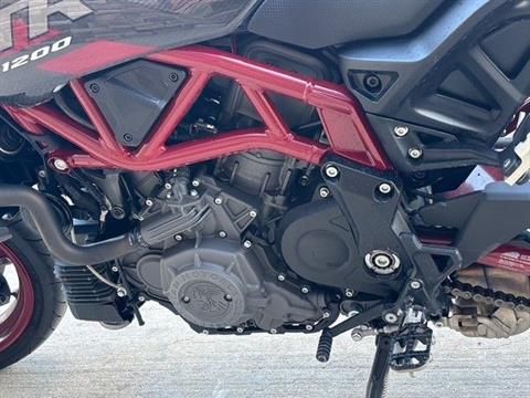 2024 Indian Motorcycle FTR R Carbon in Columbia, Missouri - Photo 10