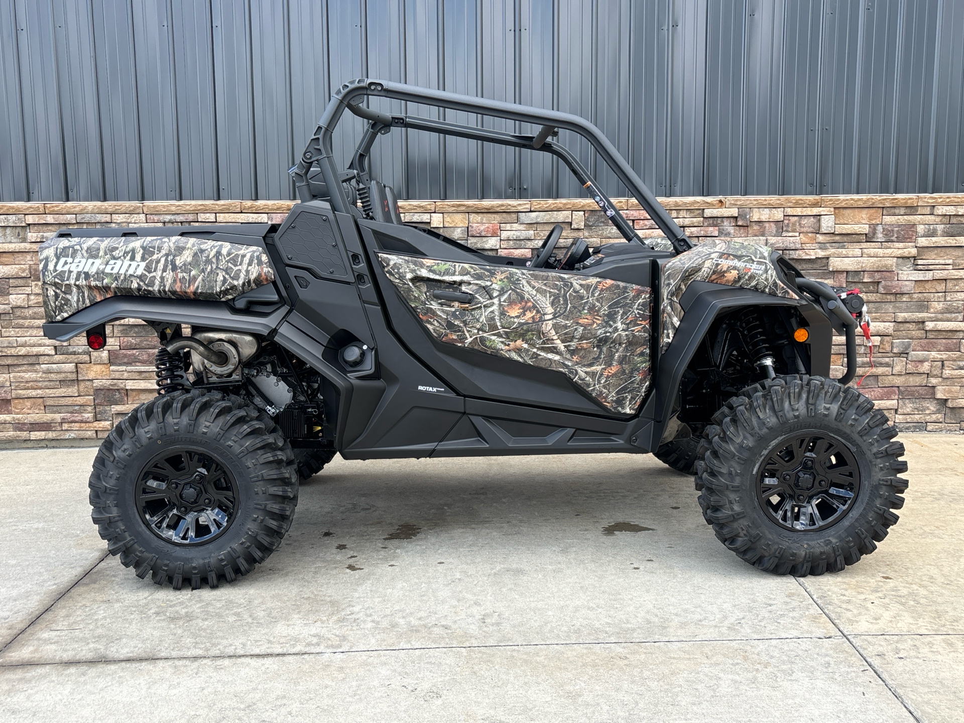 2025 Can-Am Commander X MR in Columbia, Missouri - Photo 1
