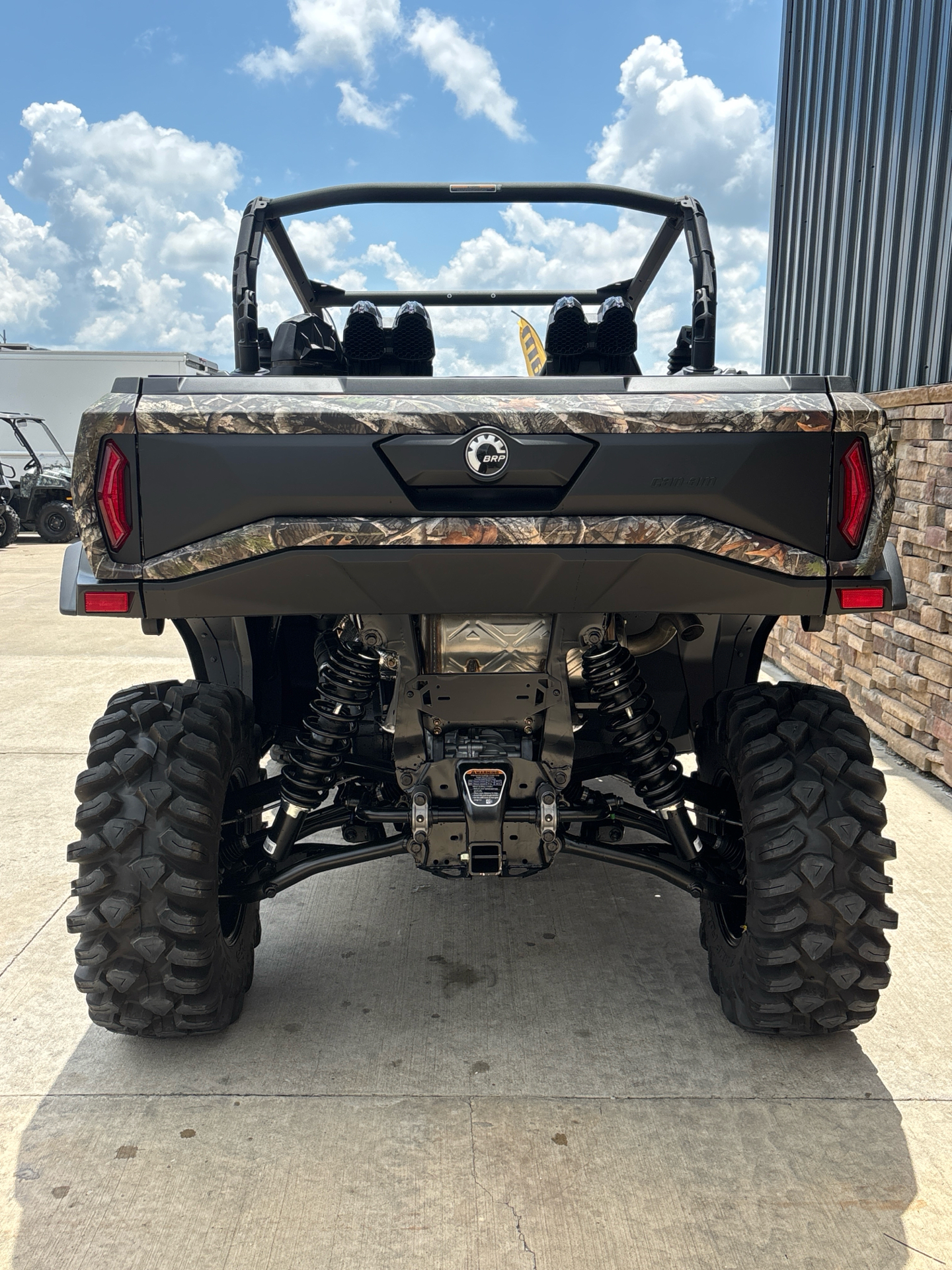 2025 Can-Am Commander X MR in Columbia, Missouri - Photo 10
