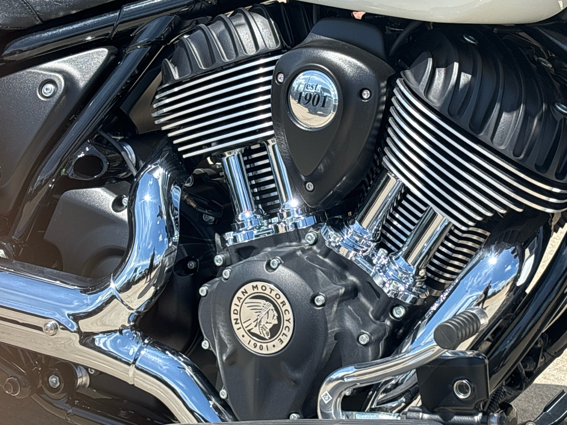 2022 Indian Motorcycle Super Chief ABS in Columbia, Missouri - Photo 5